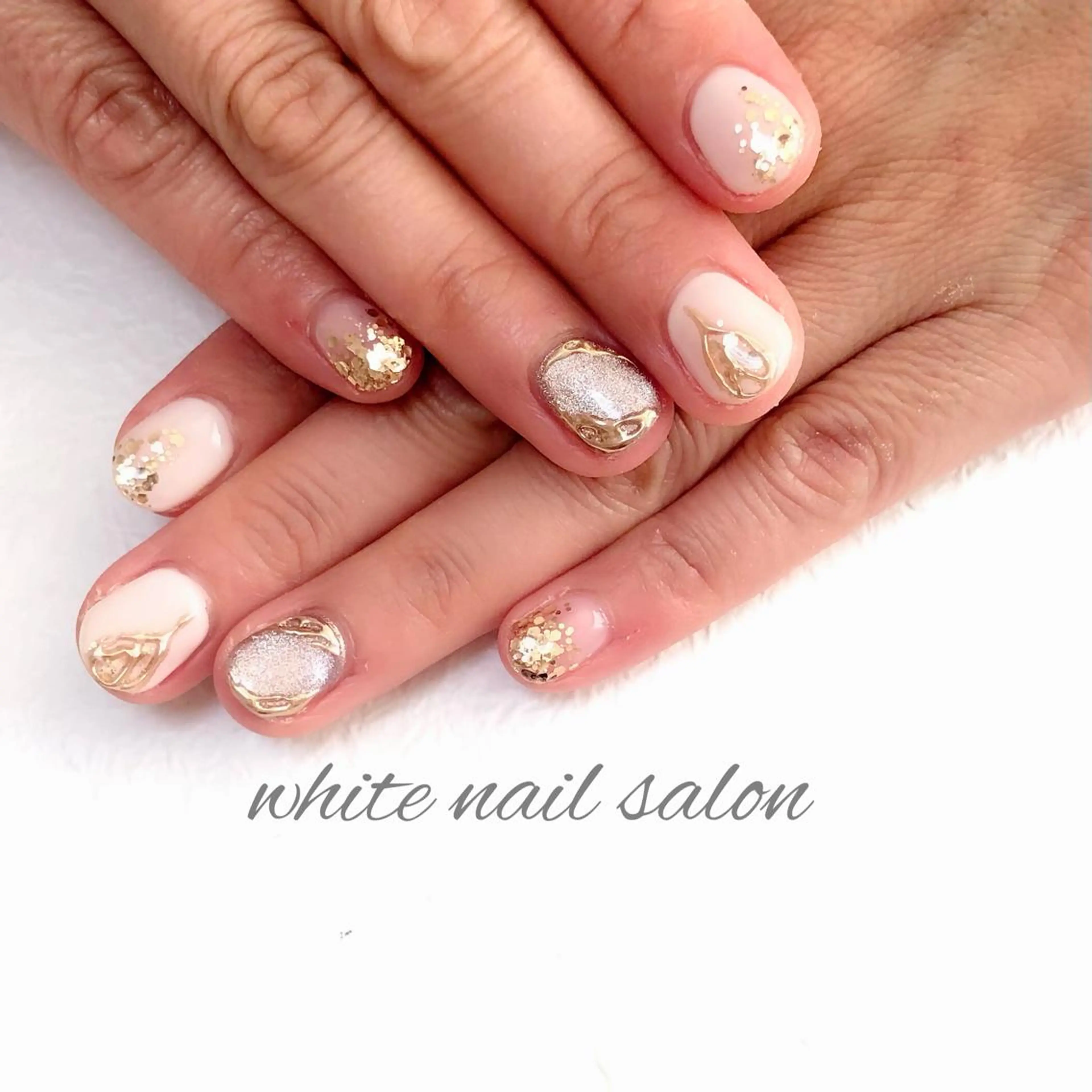 ネイル フットネイル ジェルネイル ハードジェル 持ち込み オフィスネイル ハンドネイル white nail salonのネイルデザイン