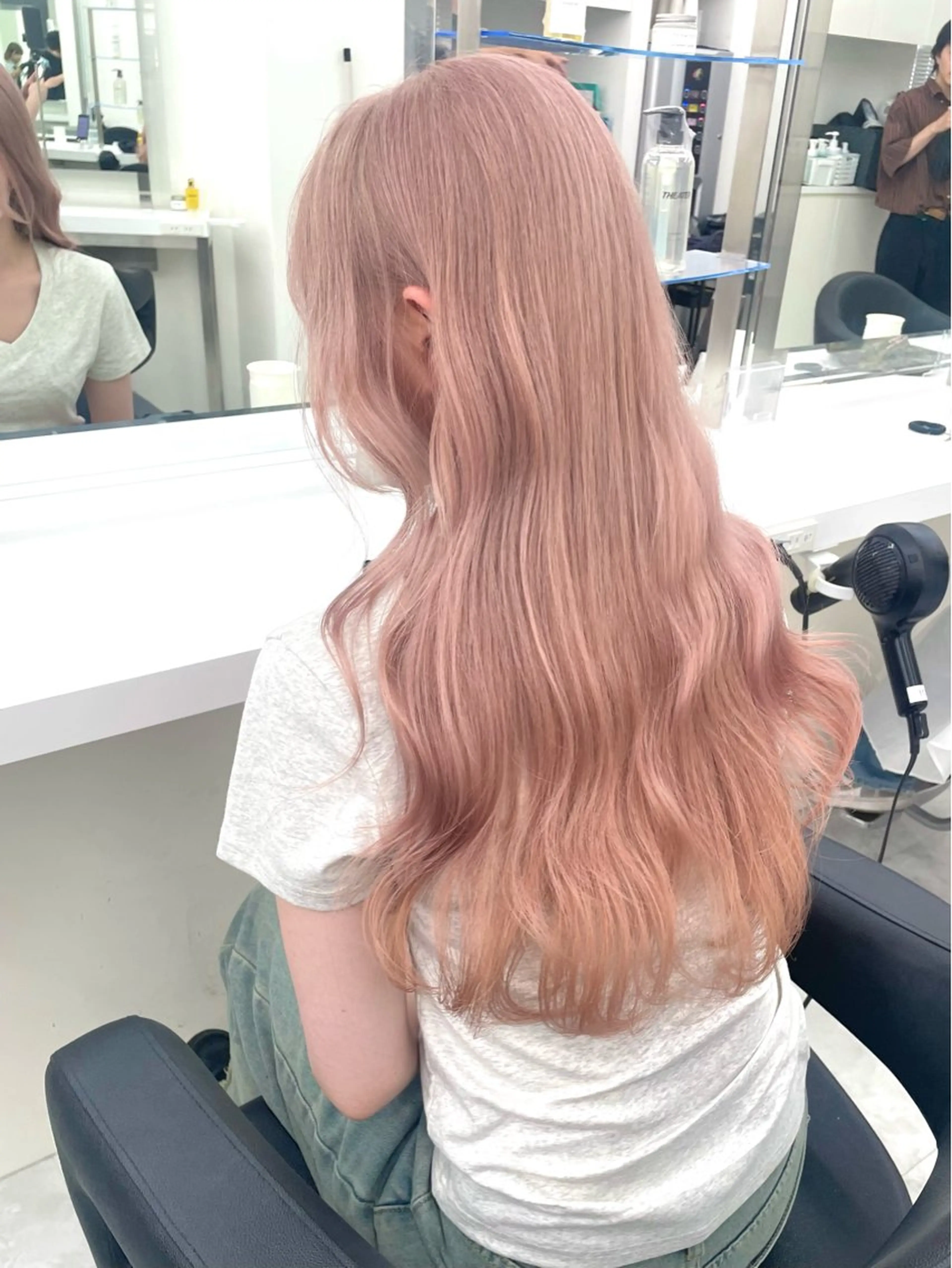 ロング カラー 海外girl/ハイト ーン/riko🫧のヘアスタイル