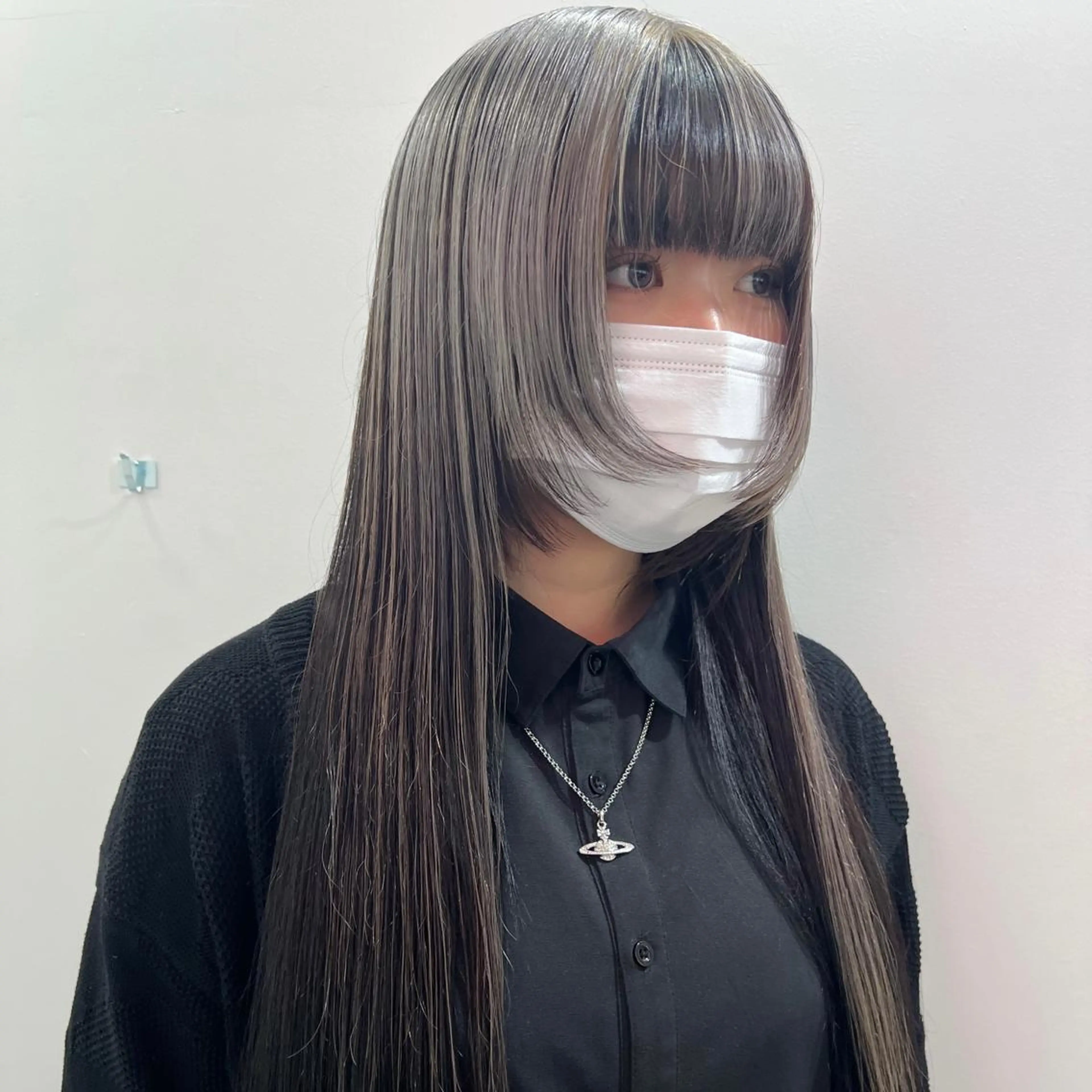 ロング カラー パーマ ヘアアレンジ メンズ キッズ ネイル マツエク・マツパ アイブロウ 🧨ブリーチー×ボブ レイヤー💎じゅえるのヘアスタイル