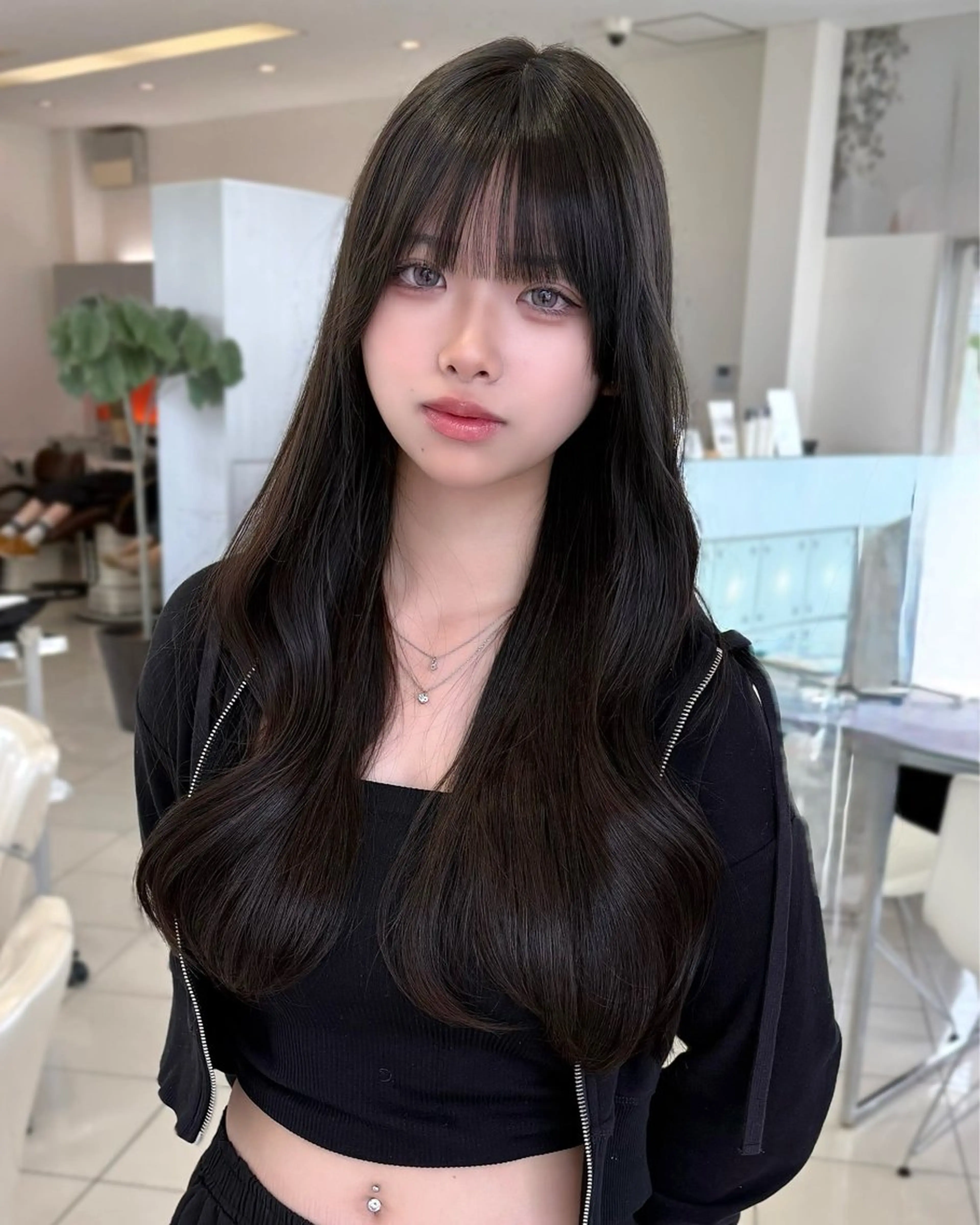 ロング ヘアカラー トリートメント 盛れる韓国ヘア🩰/ 透明感カラー/華のヘアスタイル