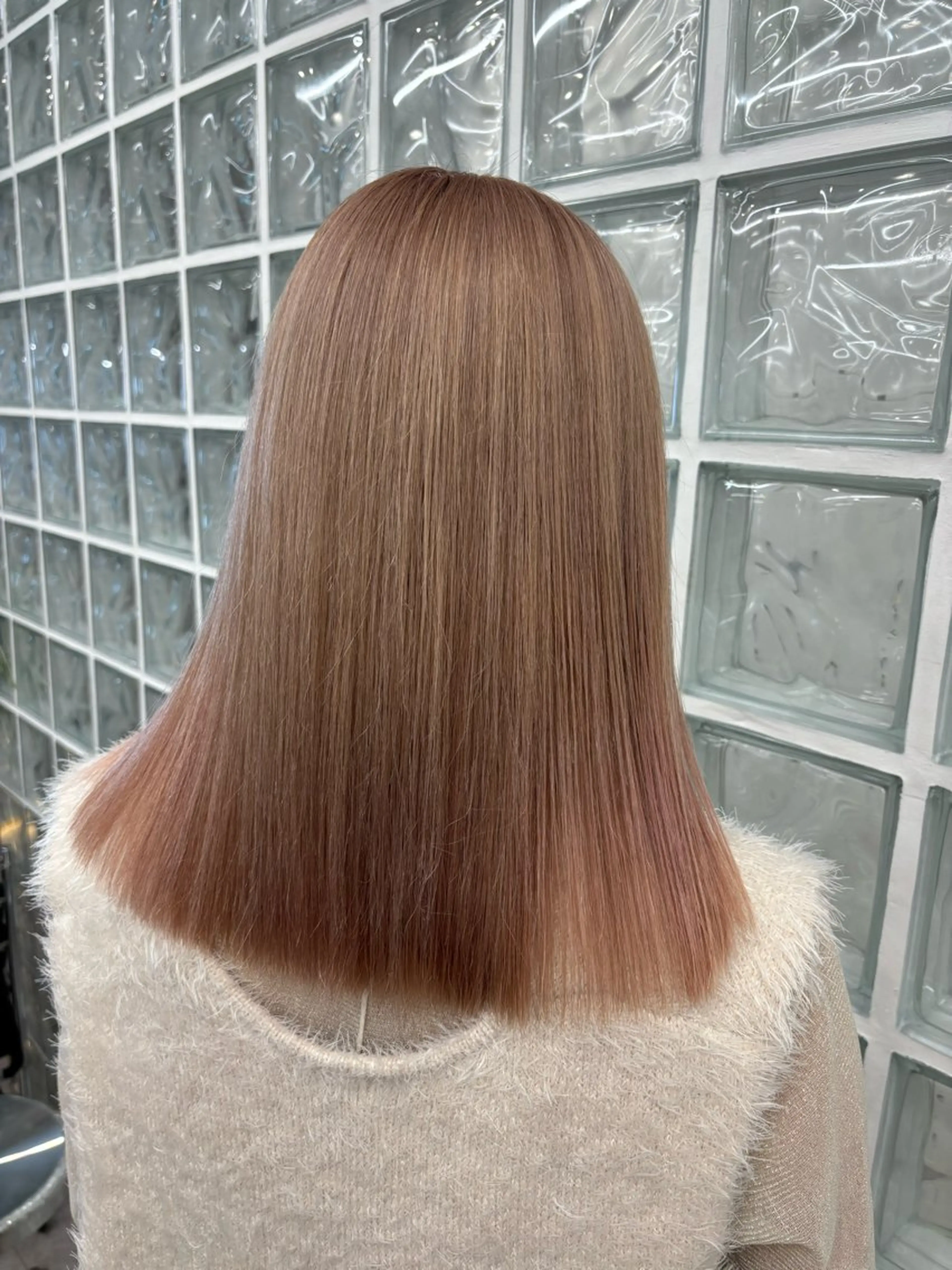 ミディアム 酒井 竜也のヘアスタイル