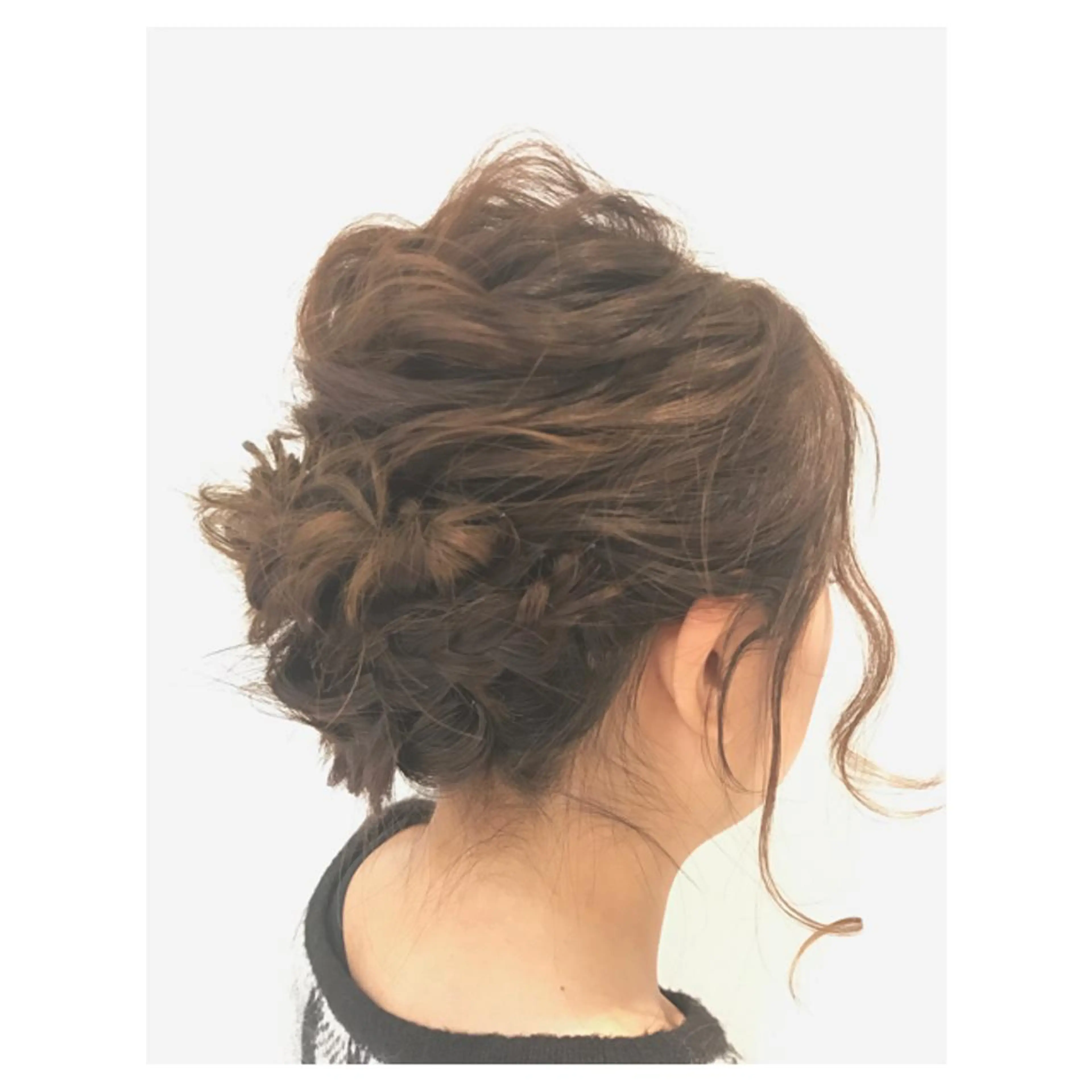 ミディアム セミロング ロング ヘアアレンジ 若林 美由希のヘアスタイル