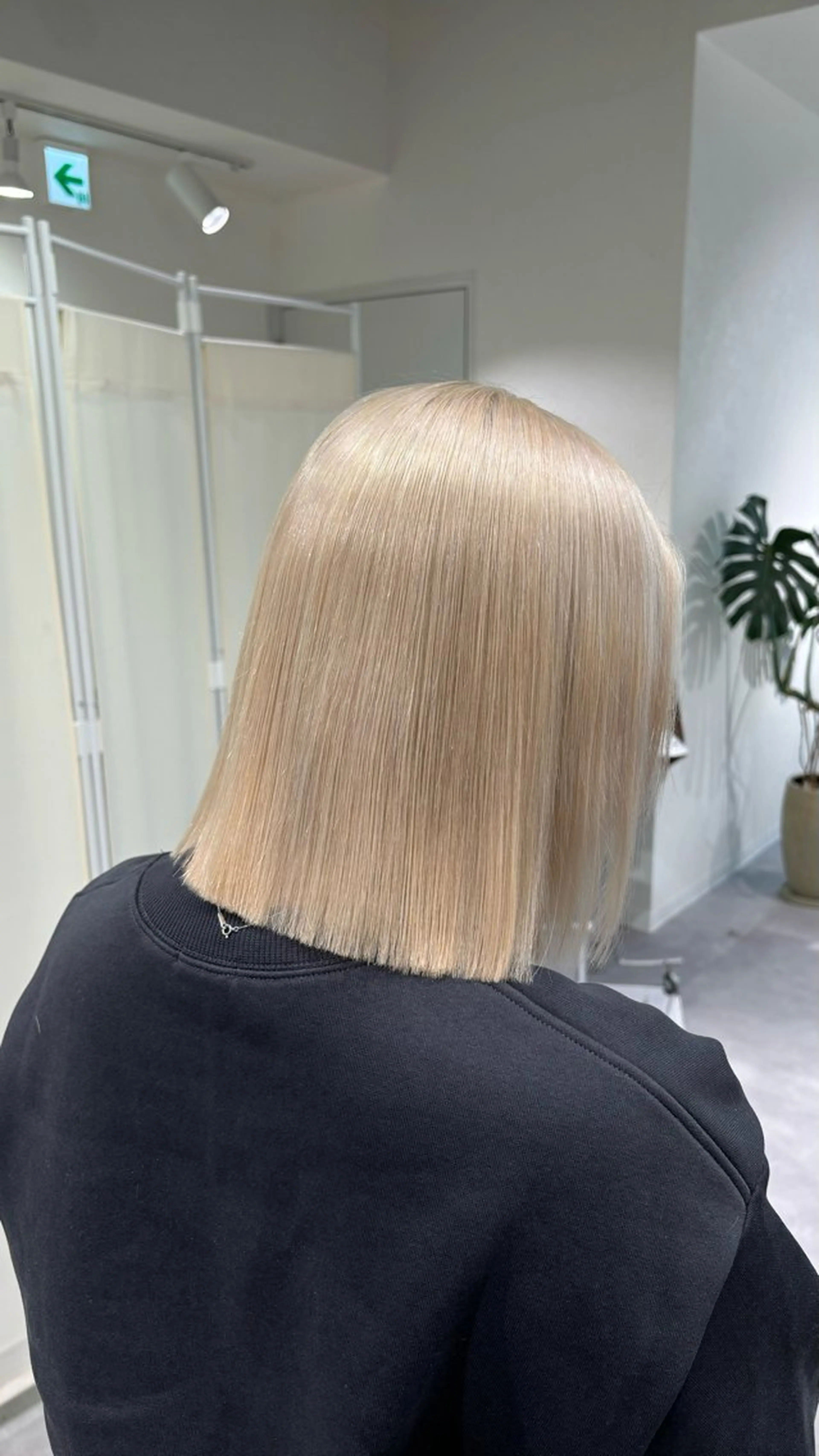 ショート CIERA.南船場所属・yuna🧡/心斎橋 ハイトーン/ブリーチのヘアスタイル