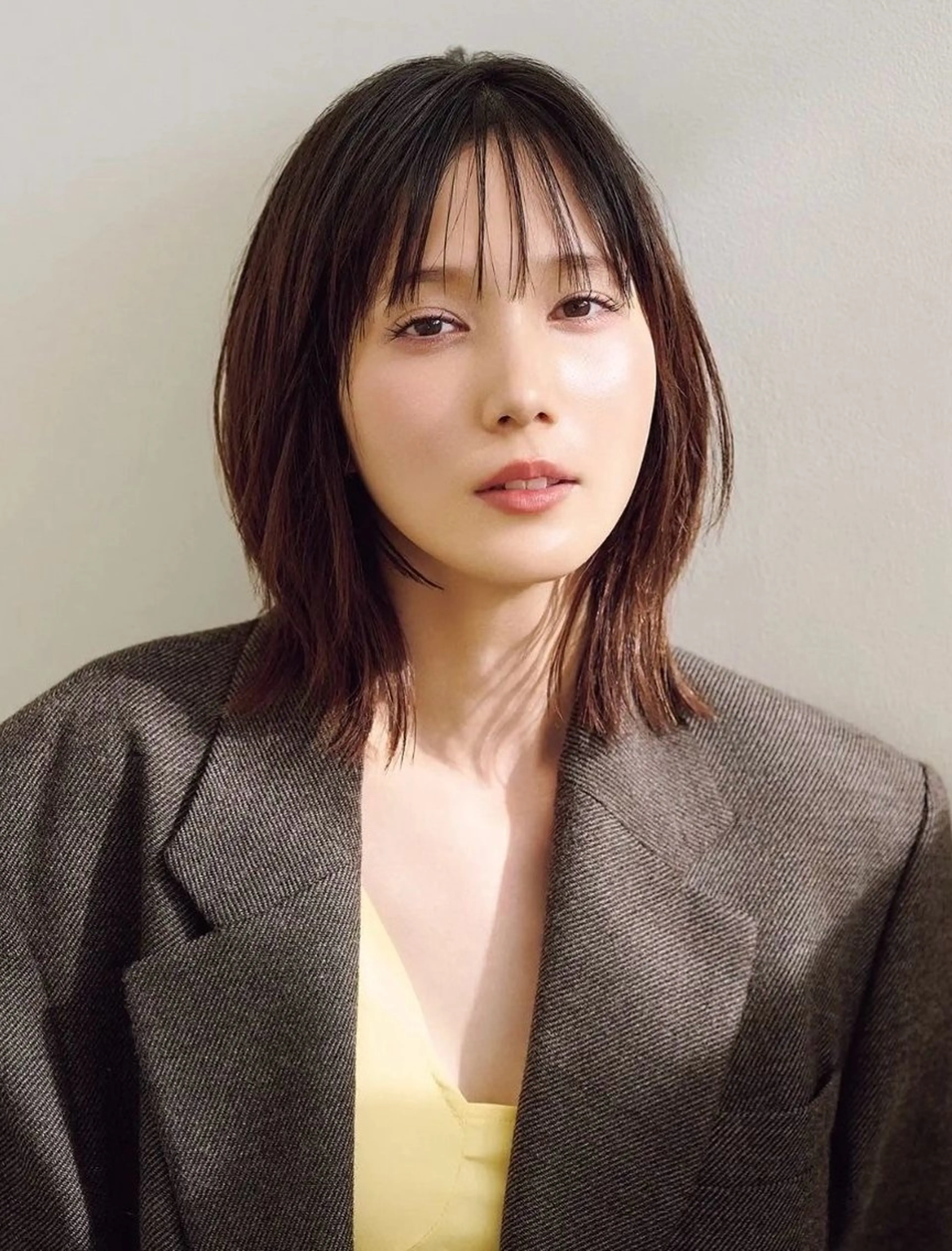 ミディアム カット ショート/レイヤー カット/ミサキ💐のヘアスタイル