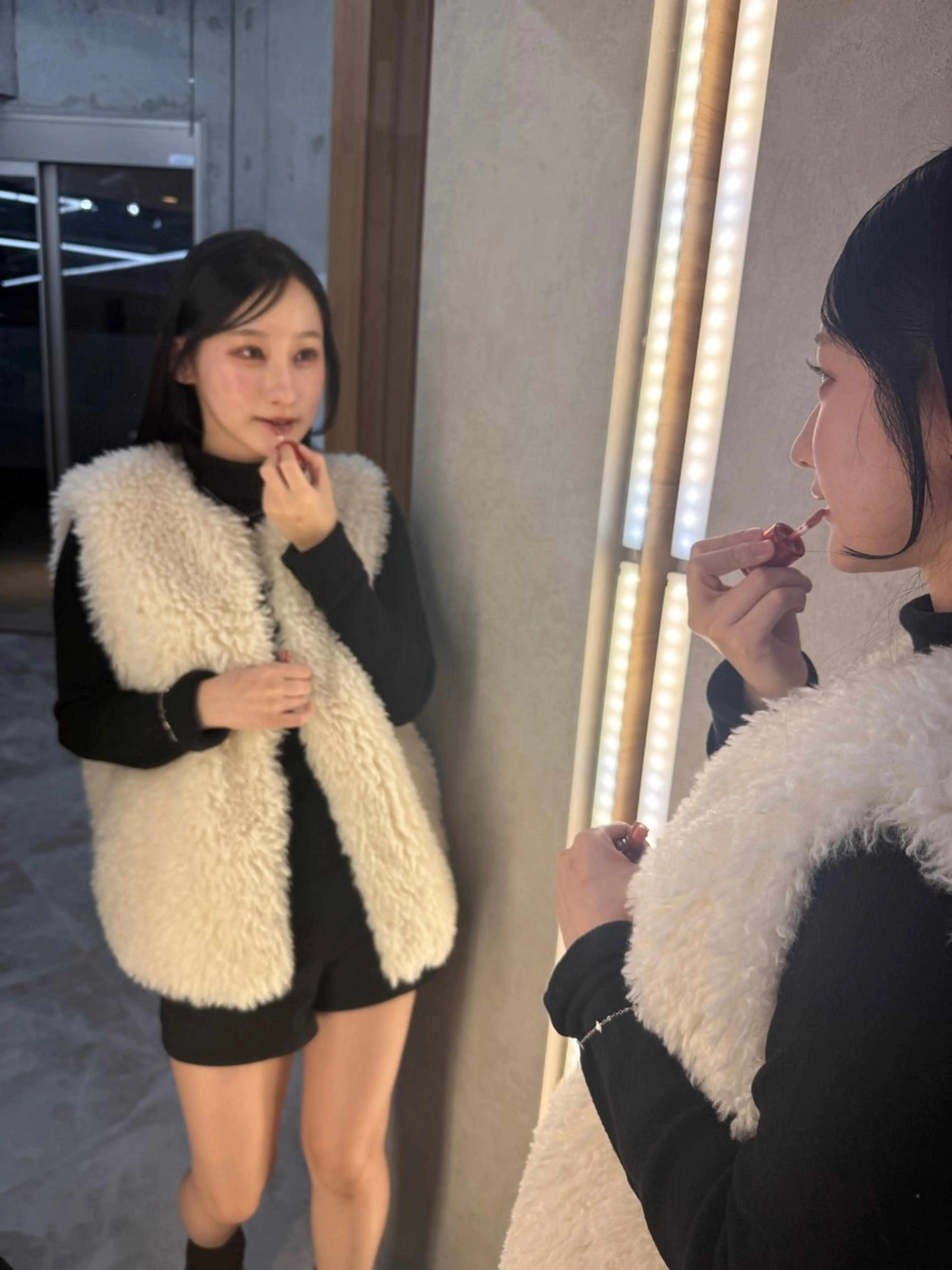 ロング ヘアカラー トリートメント 秋山 七海のヘアスタイル