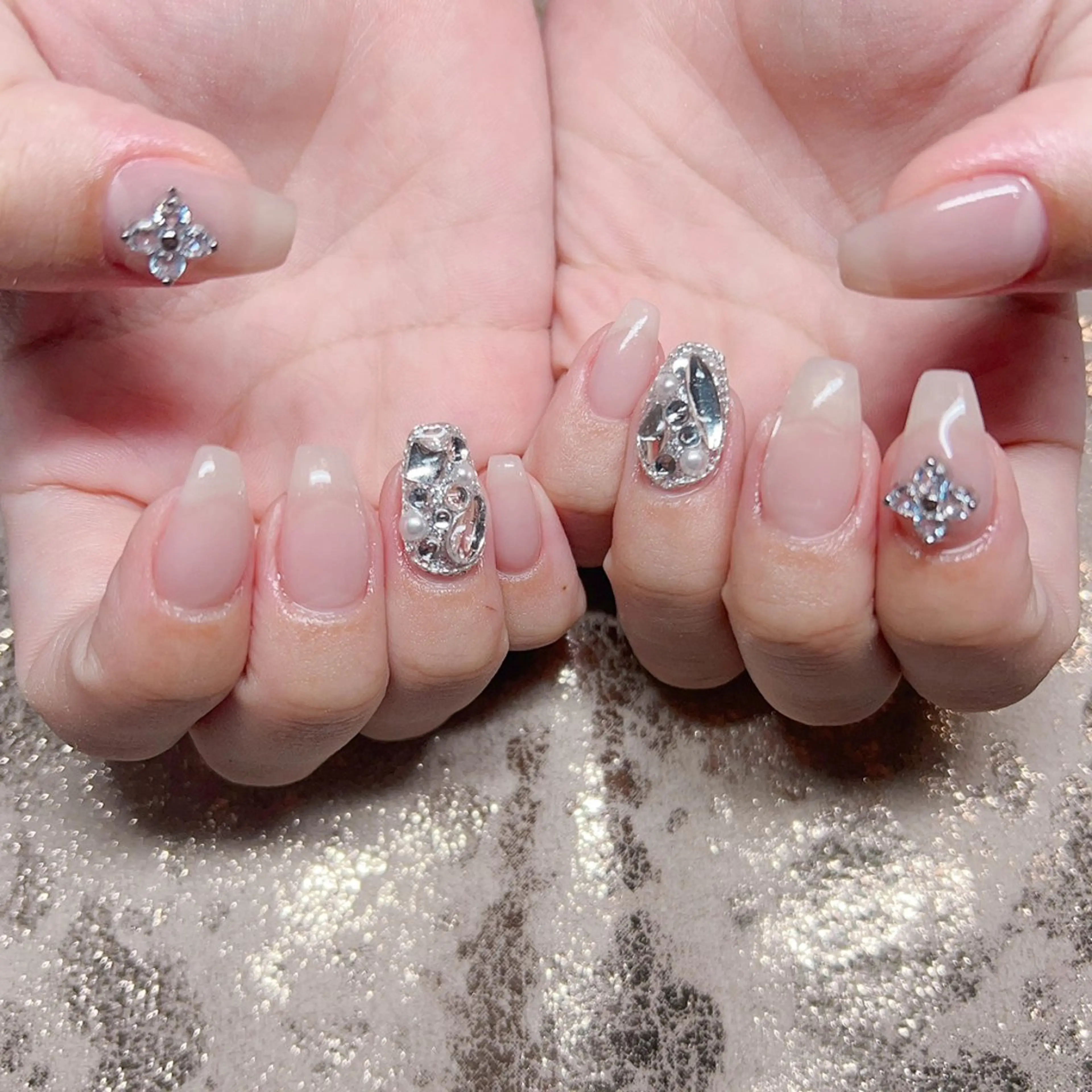 ネイル 個室ネイルサロンDolly  Girl〜ドーリーガール〜所属・DollyGirl KYOKOのネイルデザイン