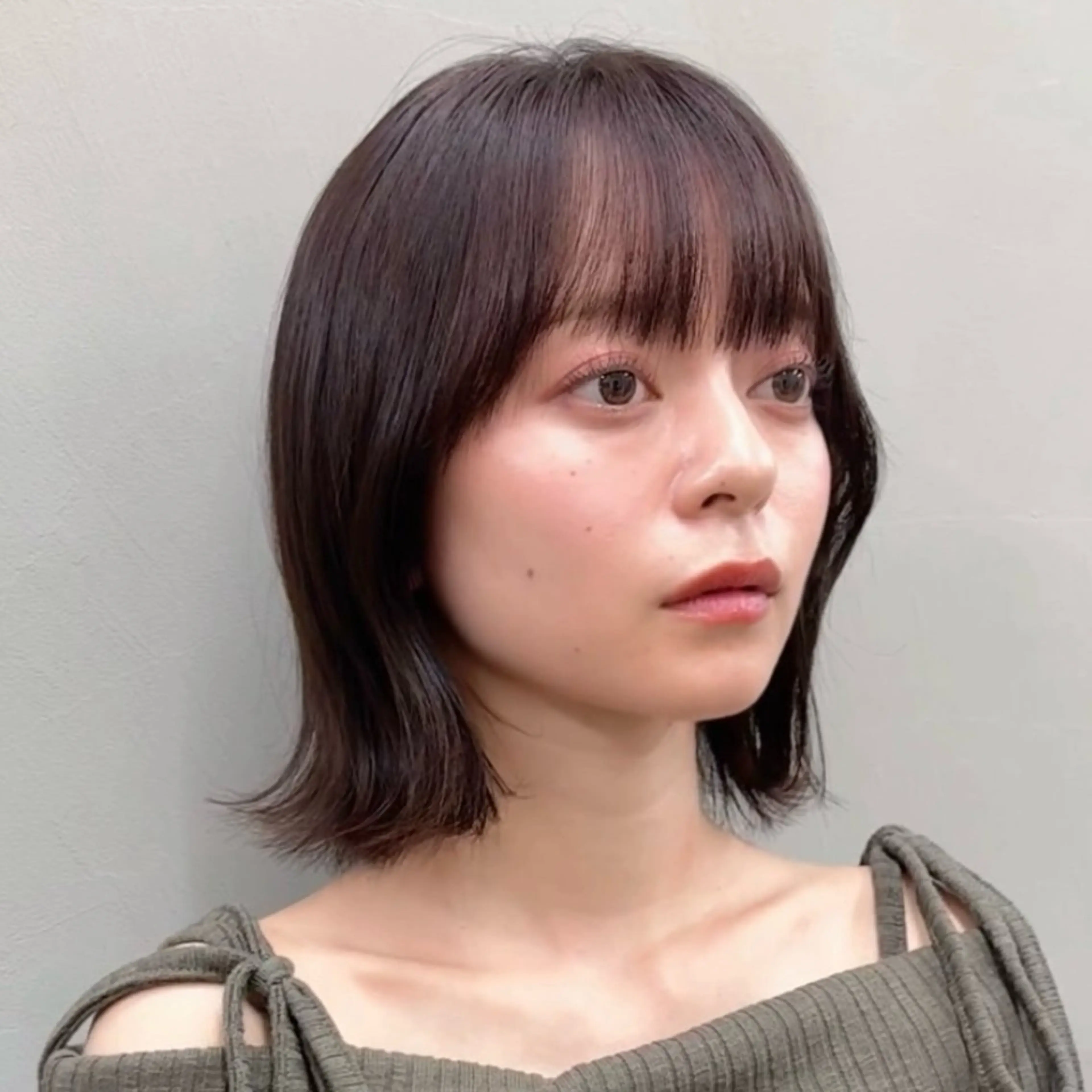 ミディアム カラー ボブ くびれヘア カット ヘアカラー 顔周り/レイヤー/ 透明感/みっきーのヘアスタイル