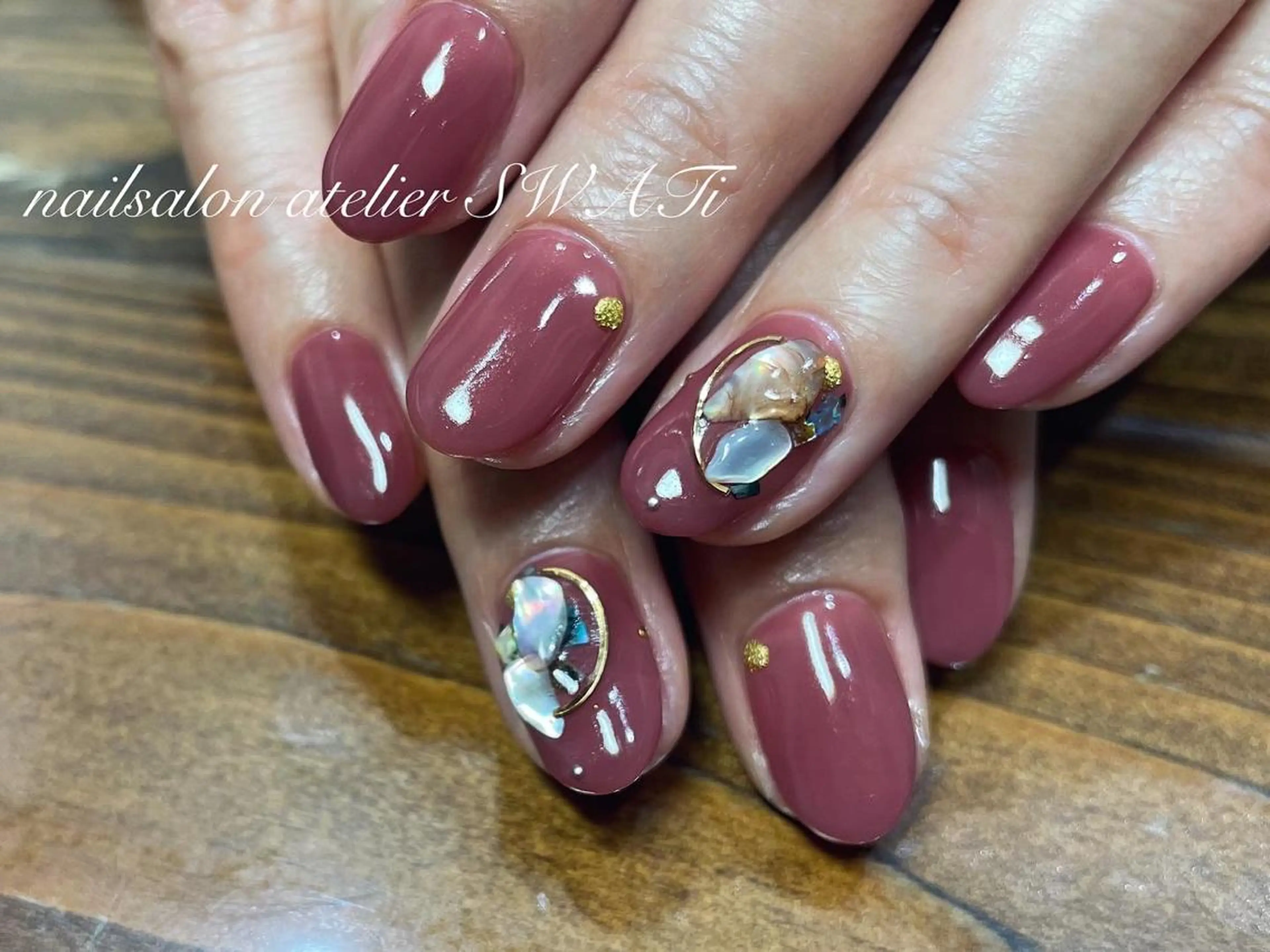 ネイル ハンドネイル ヘアーサロン大野所属・nailsalon SWATiのネイルデザイン