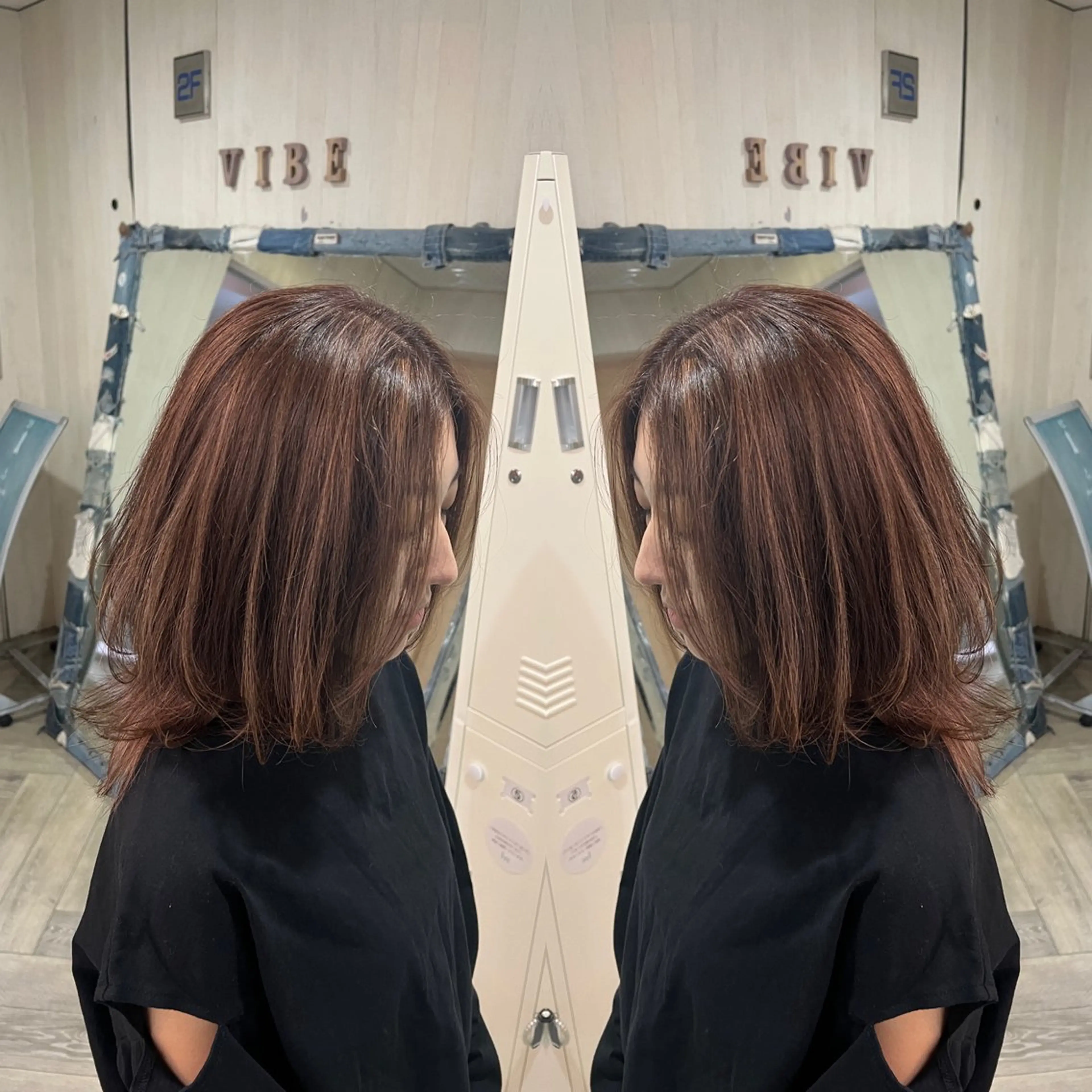 セミロング カラー レイヤー/ボブ/ ミニボブ/AOIのヘアスタイル