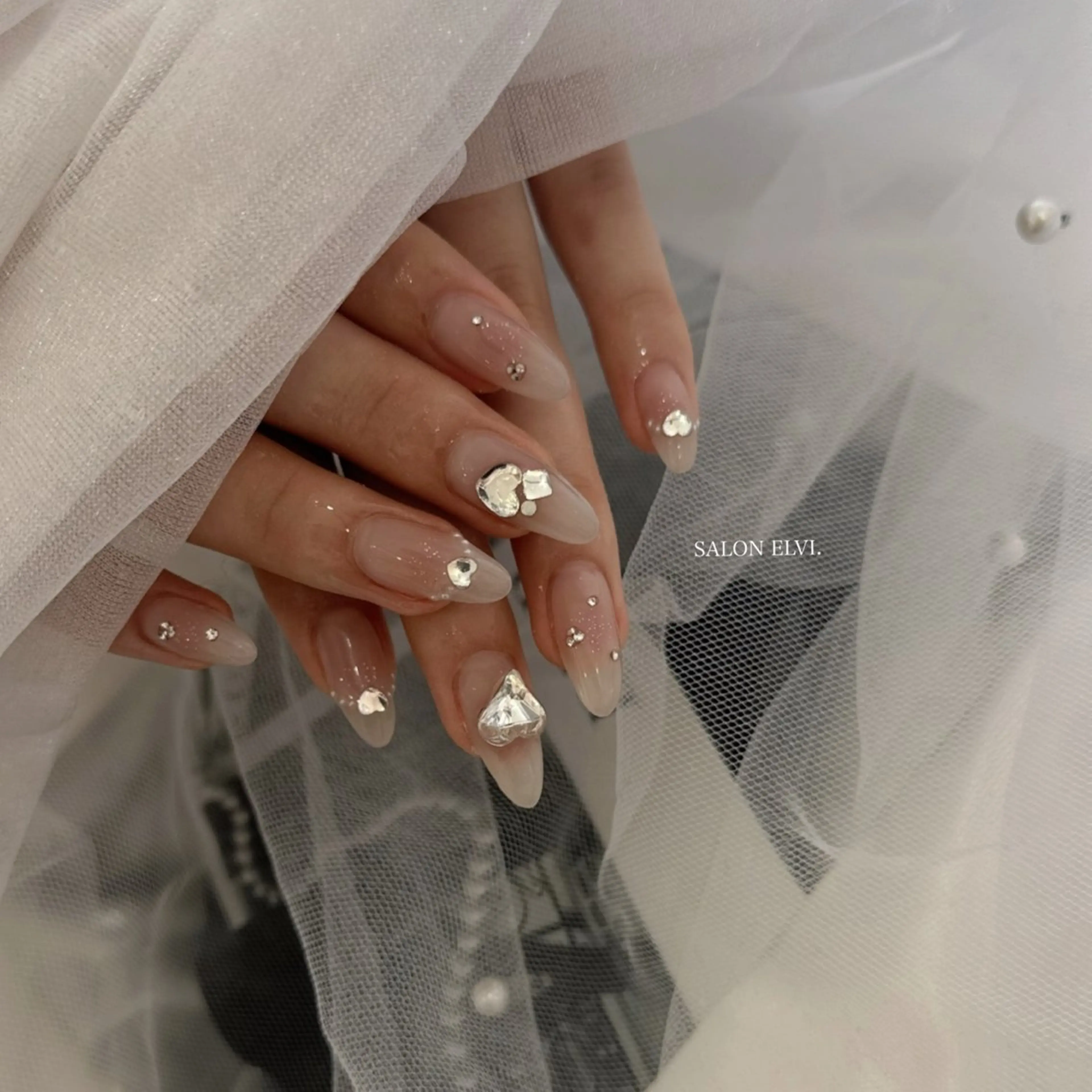 ネイル SALON ELVI.所属・SALON ELVI.のネイルデザイン