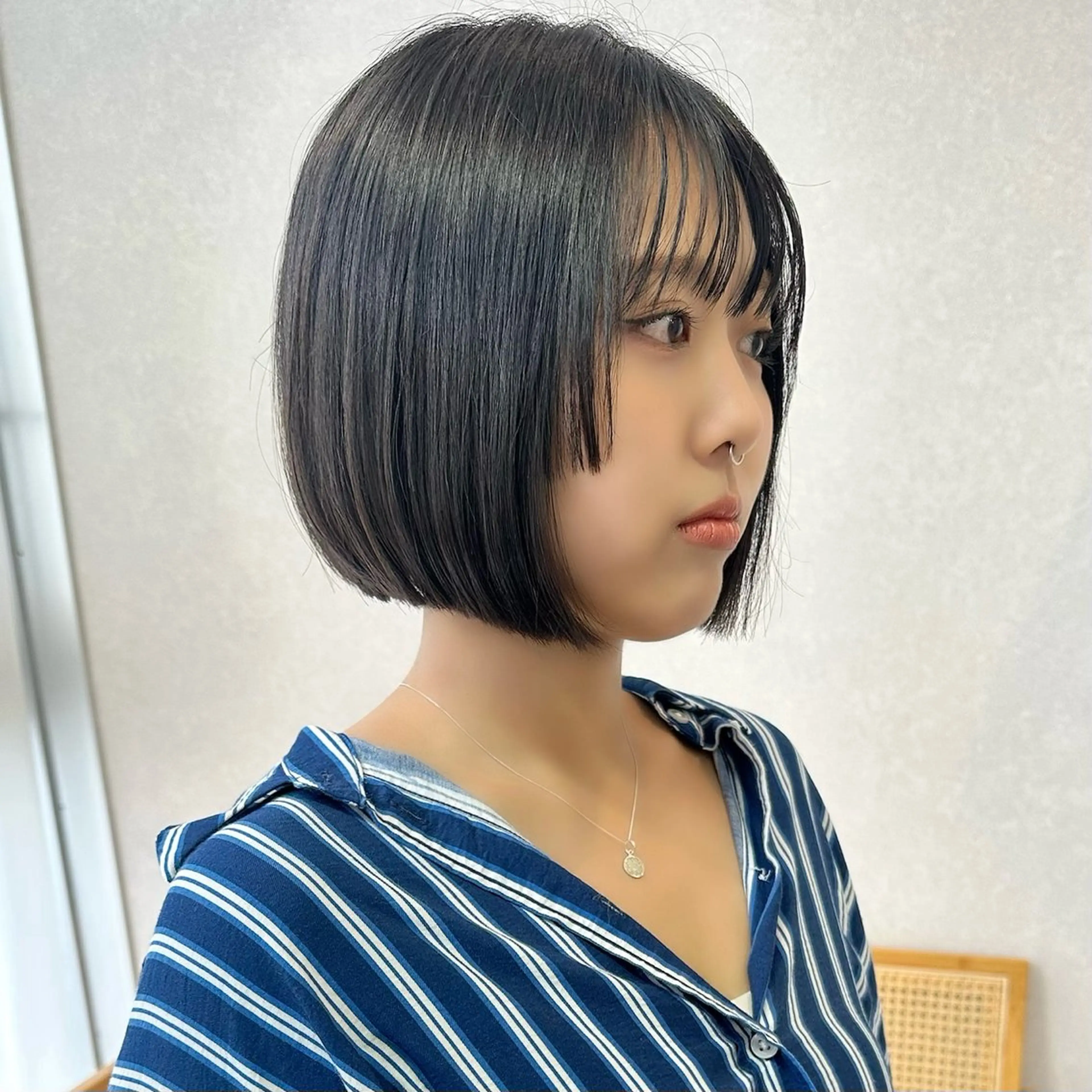 ショート ボブ レイヤーカット カット ヘアカラー 京都大人女性ショート 徒歩1分/秋山のヘアスタイル