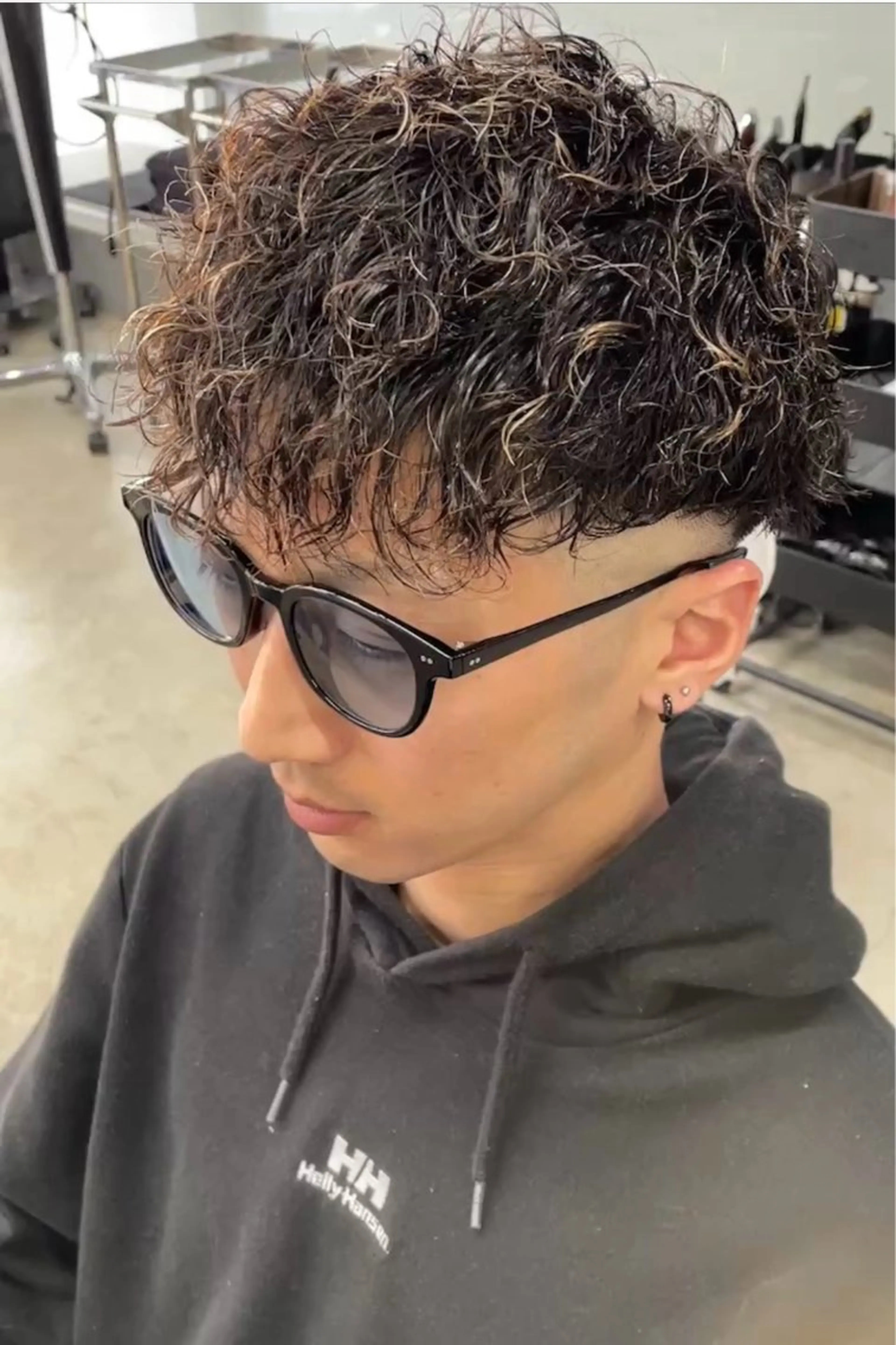 ショート パーマ メンズ カット パーマ メンズ専門サロン wokeのヘアスタイル