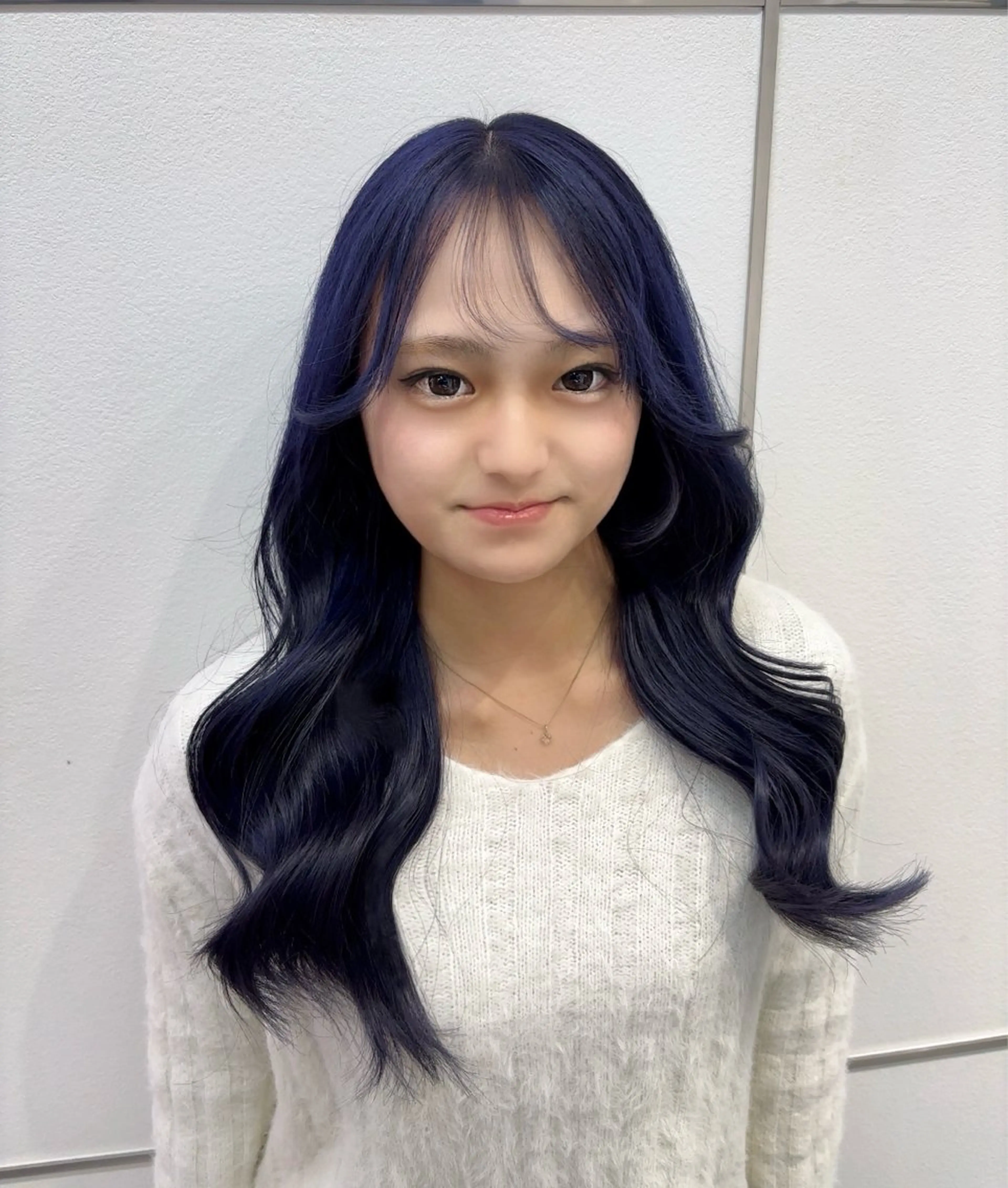 ロング カラー パーマ ブルーカラー ブルーバイオレット シルバー バイオレットカラー ヘアカラー mimi☪️ 艶髪髪質改善/メンズのヘアスタイル