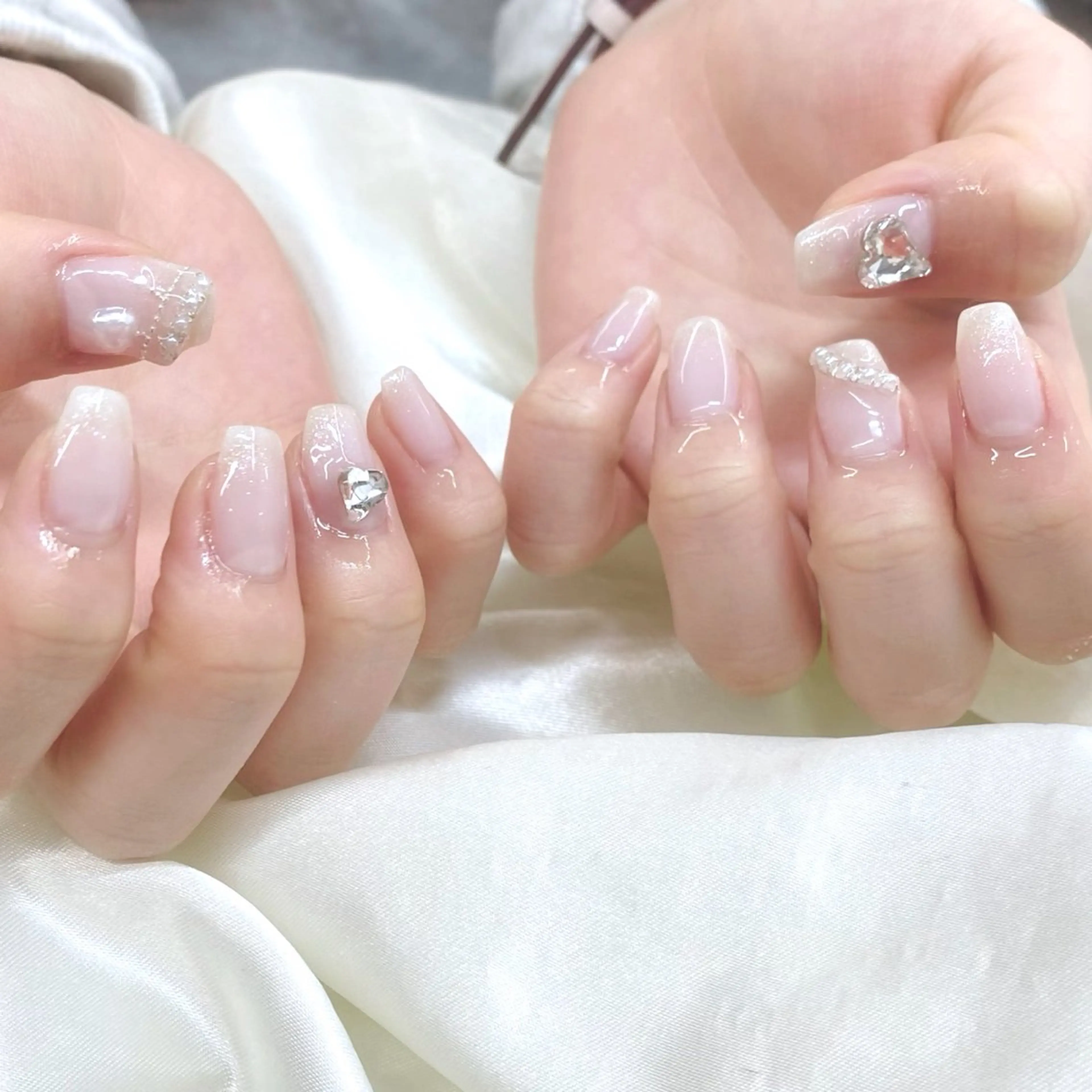 ネイル ハンドネイル 【LILY】 ainaのネイルデザイン