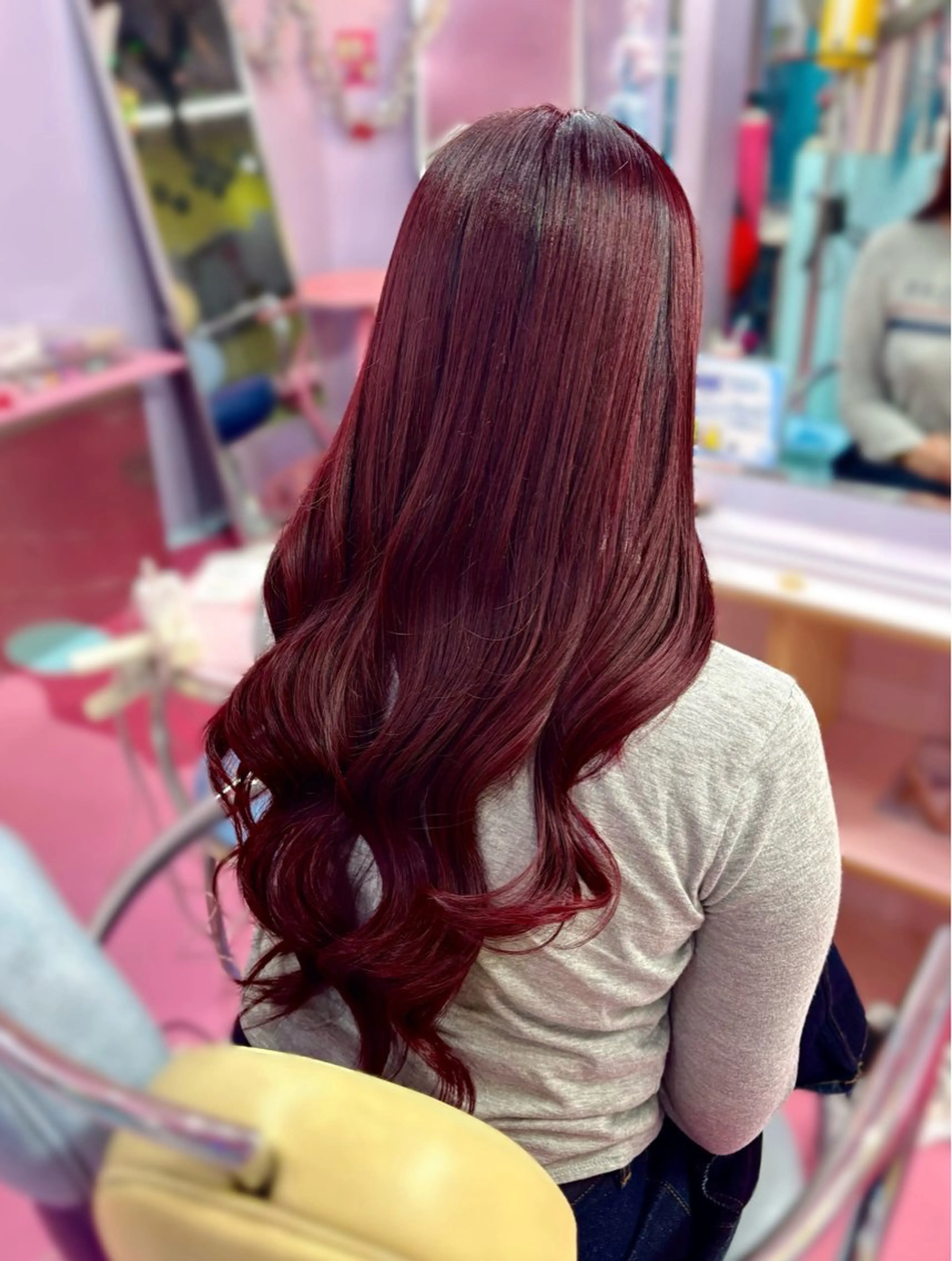ロング カラー レッドカラー ヘアカラー TOY🐈‍⬛🎀 派手髪/地雷系のヘアスタイル