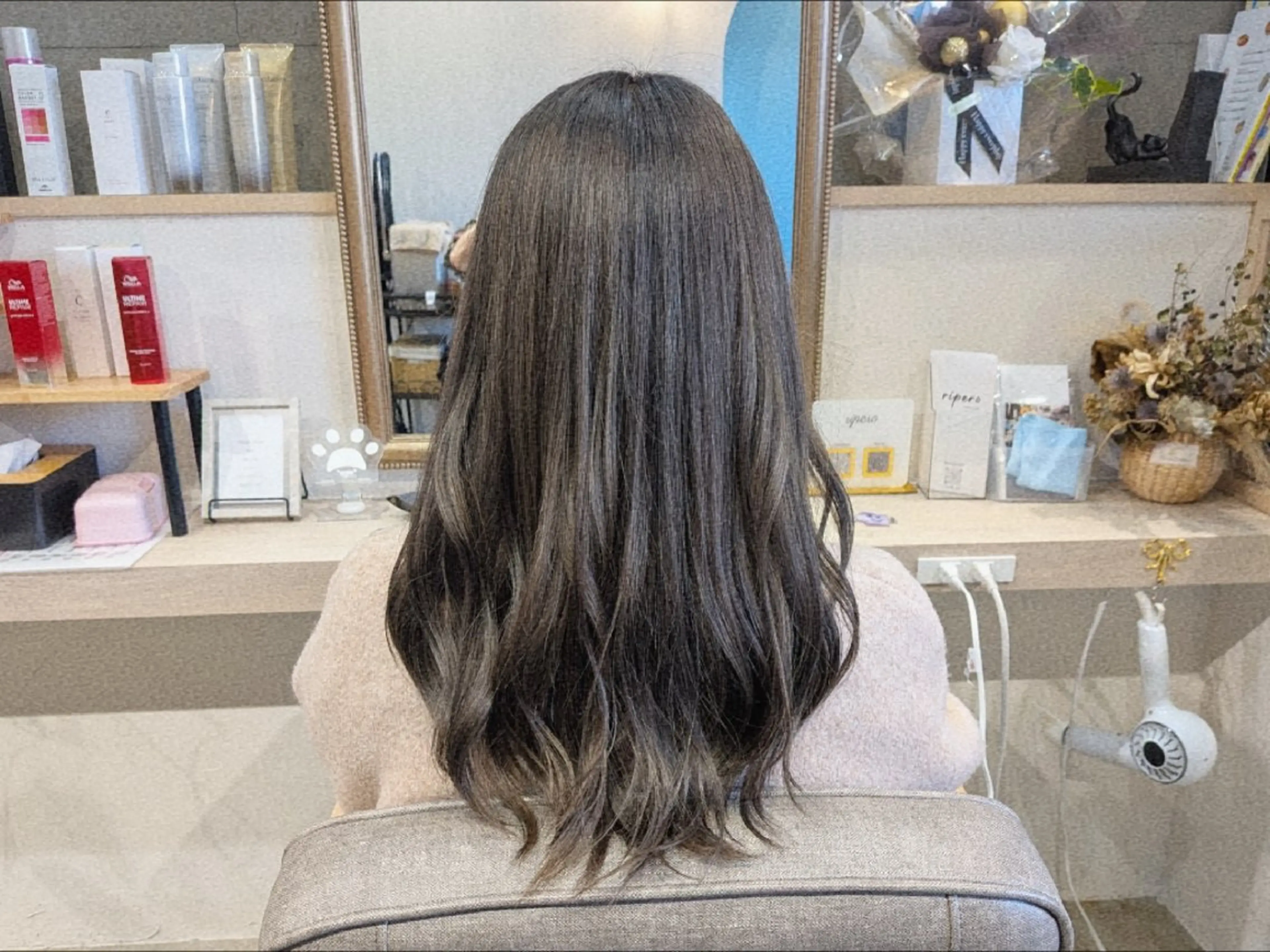 ロング ヘアカラー トリートメント ripero所属・ripero   のエステ・リラクイメージ