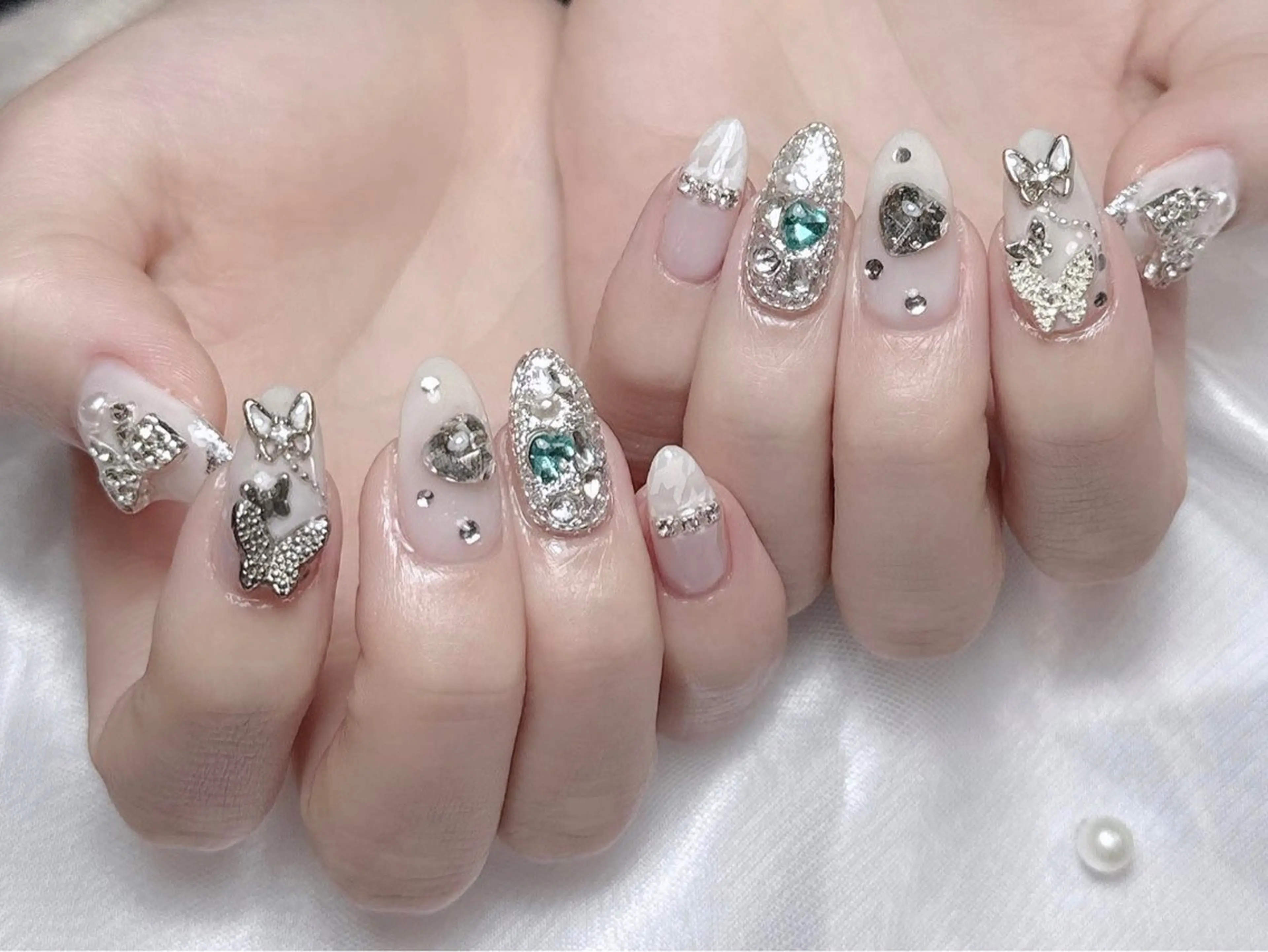 ネイル チークネイル フレンチネイル グラデーション マグネットネイル ミラーネイル ハンドネイル VP nail 新大久保所属・sorako nailのネイルデザイン