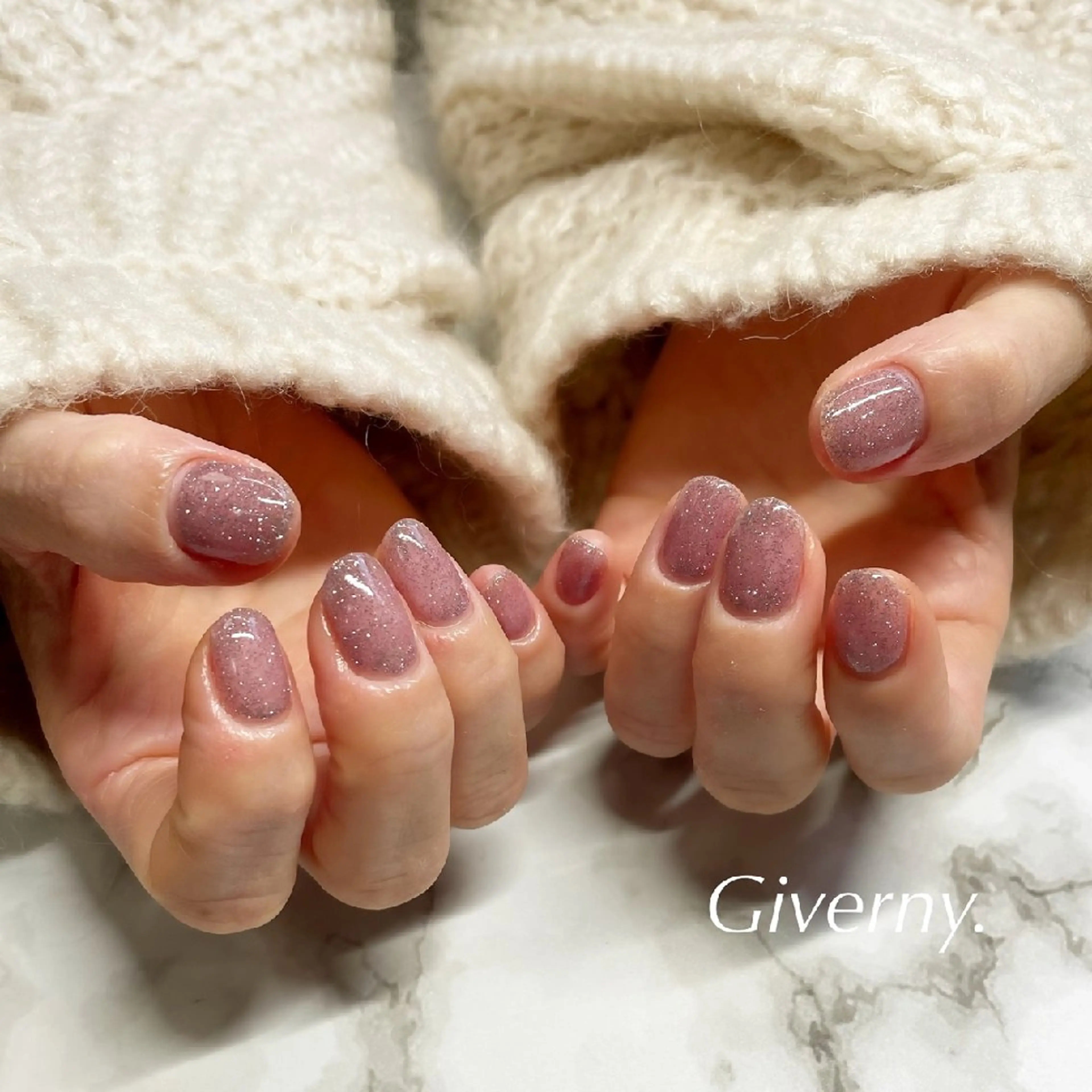 ネイル フラッシュネイル 冬ネイル ハンドネイル Giverny .のネイルデザイン