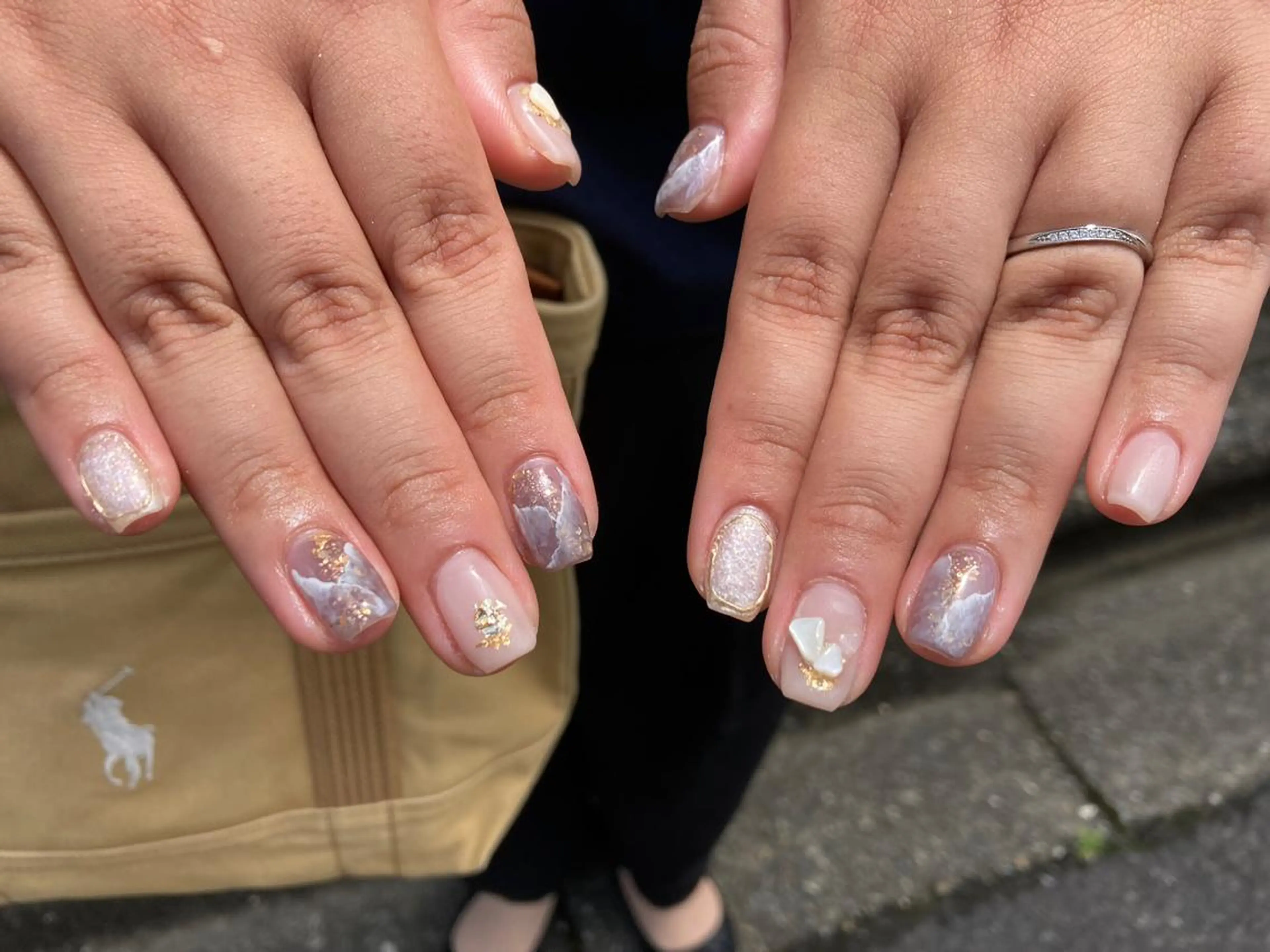 ショート ネイル ハンドネイル フットネイル ✴︎ Delightのネイルデザイン