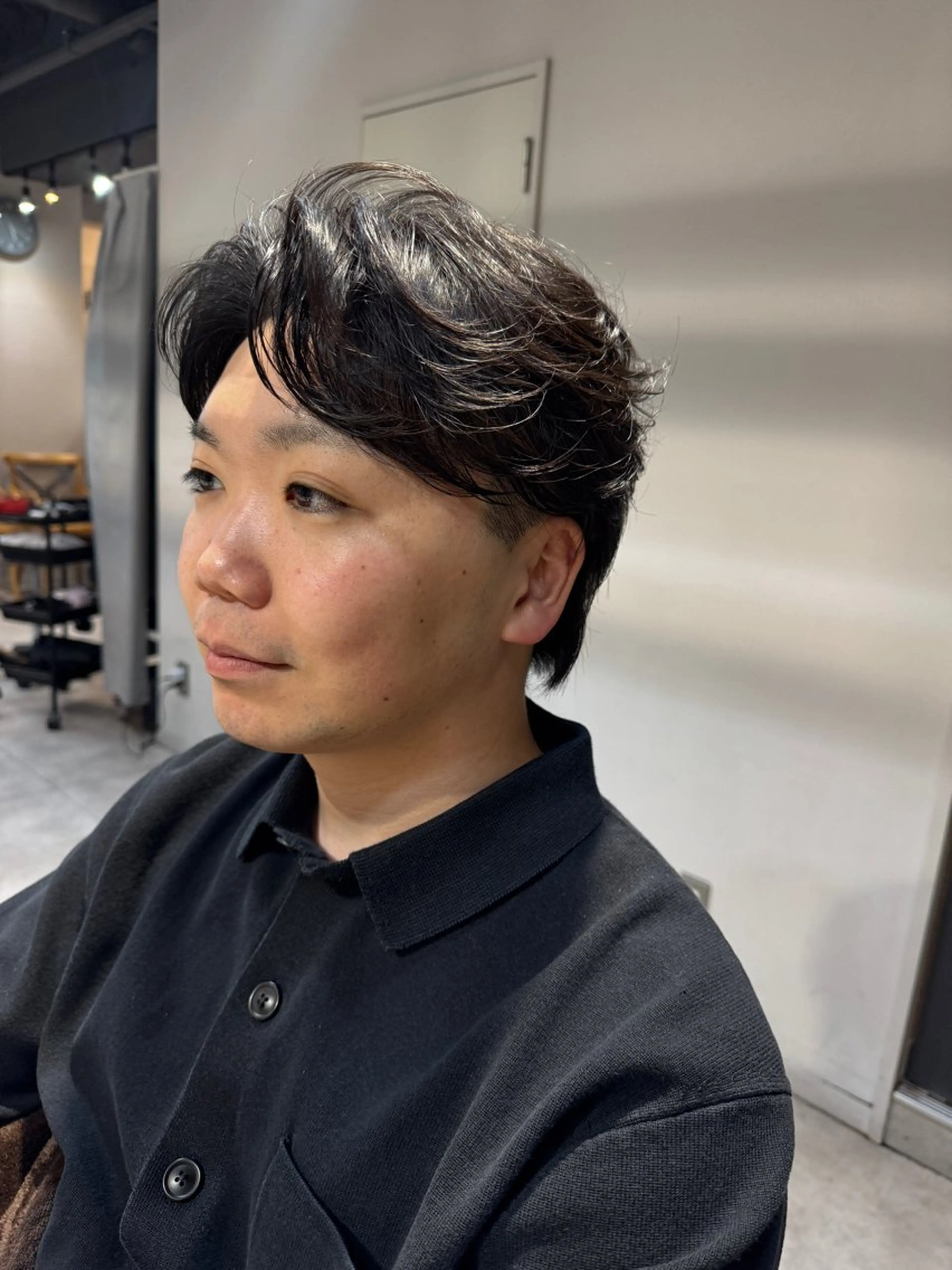 ミディアム パーマ メンズ ミディアムパーマ フェザーパーマ メンズパーマ メンズウルフカット ウルフカット カット パーマ トリートメント Dxxxx III所属・女性目線の大人 メンズ*Ayakaのヘアスタイル