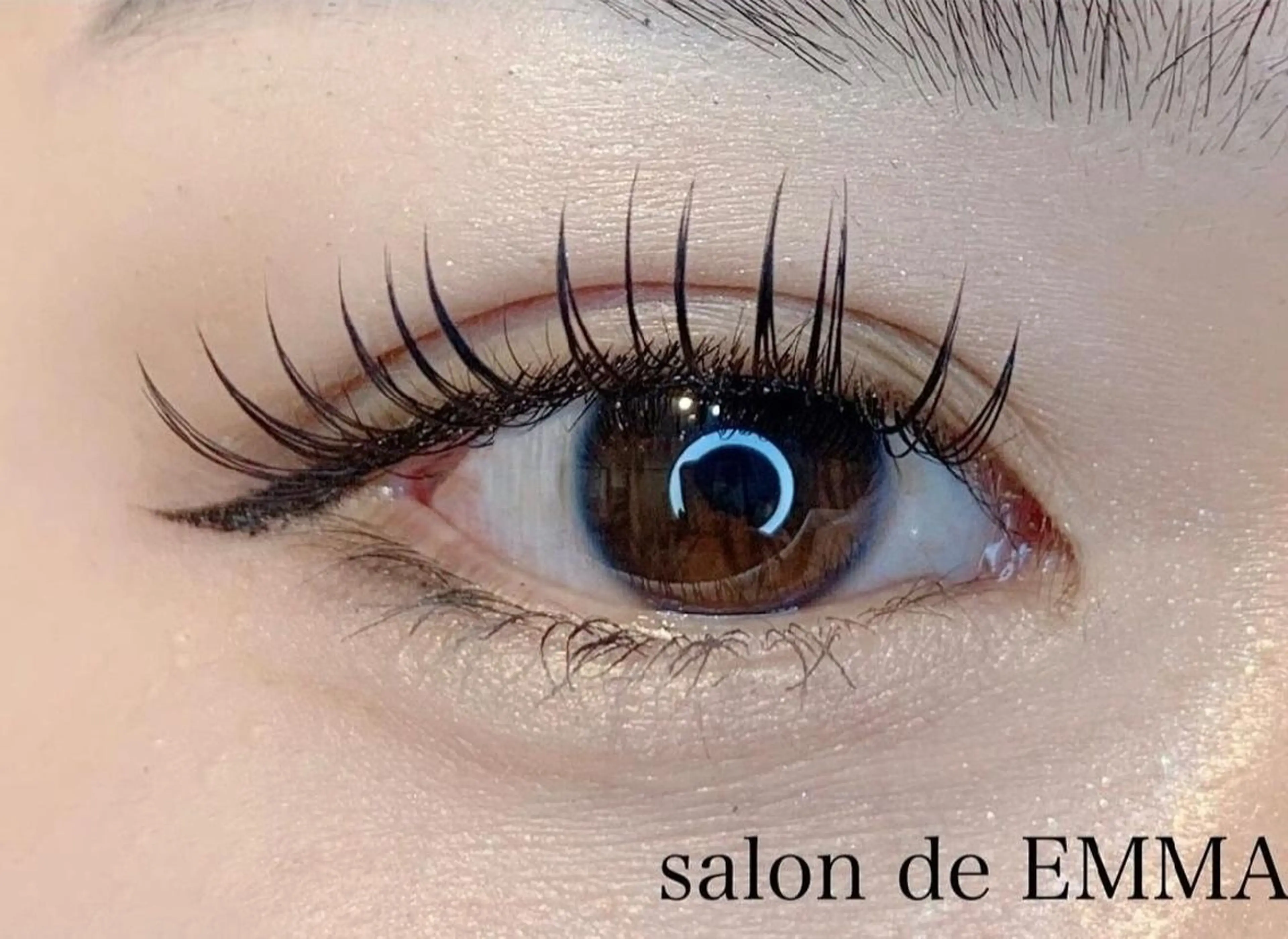 大人気❕束感仕上げフラットラッシュ140本￥6,600の写真