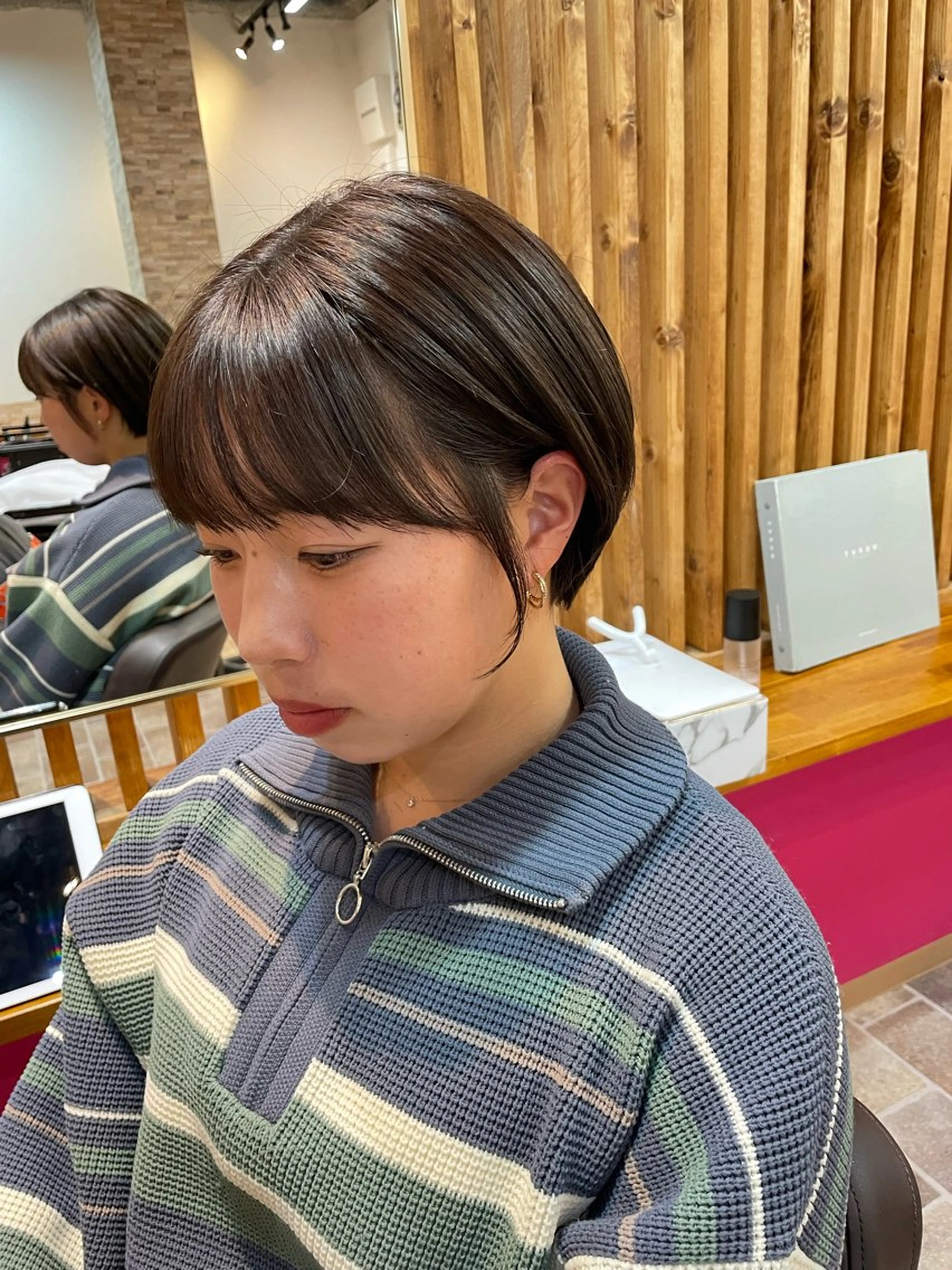 ショート カラー ブラウンカラー オリーブブラウン ショートヘア カット ヘアカラー STAR RIVER所属・YUI/ ブリーチカラー🌷のヘアスタイル