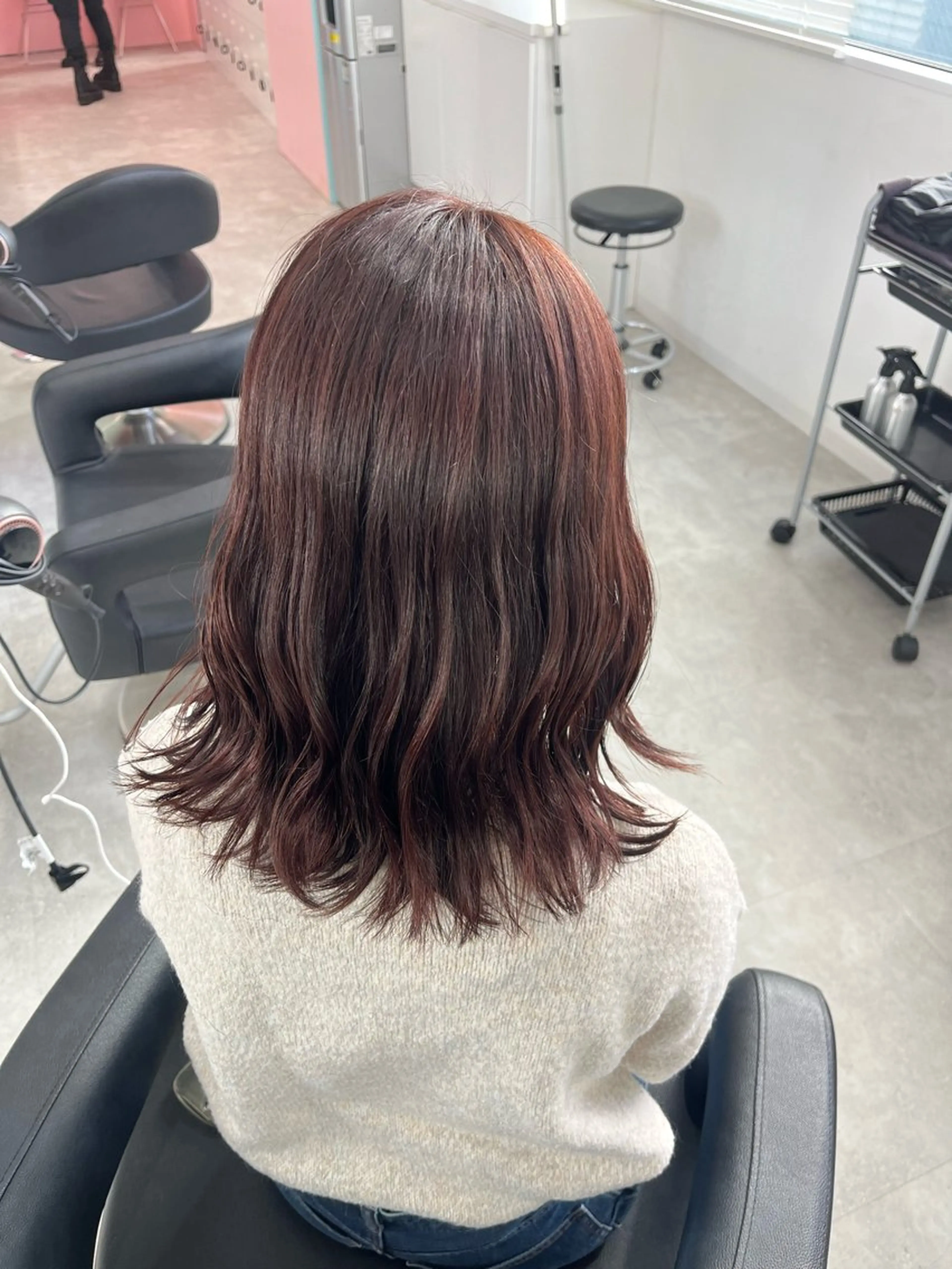 ミディアム カラー みう/仙台/暖色/ 艶髪/顔周りカット/のヘアスタイル