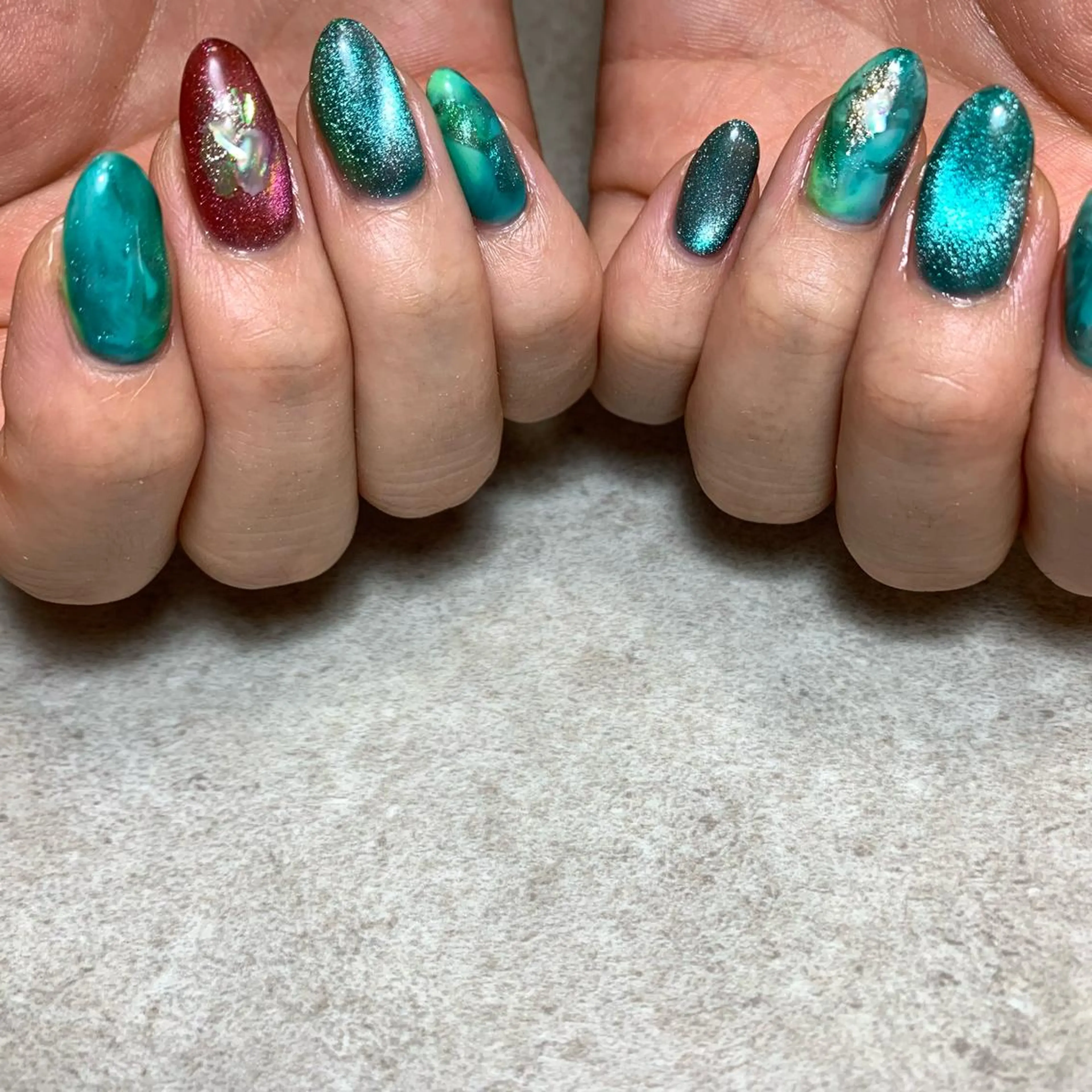 ネイル T Kのネイルデザイン