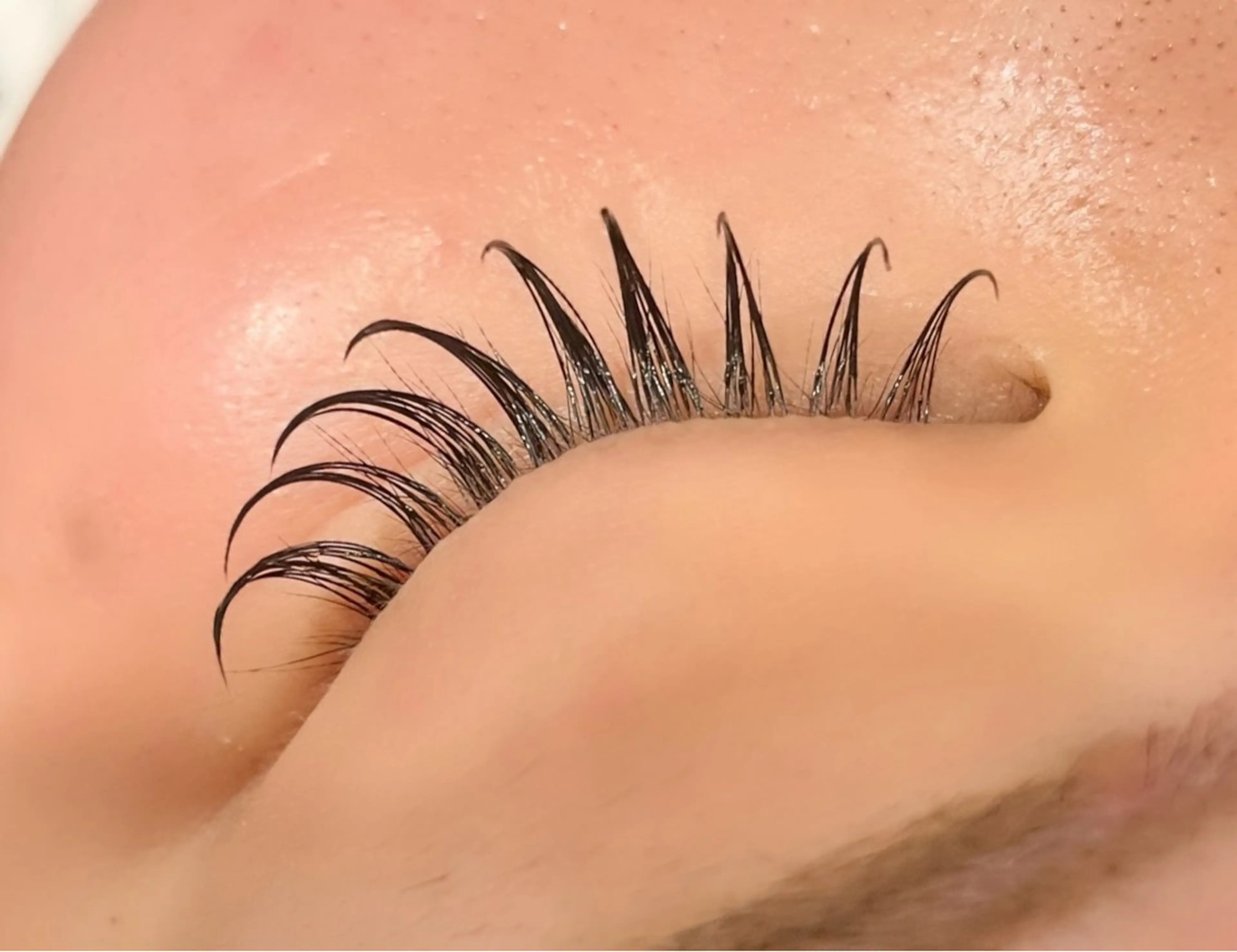 マツエク・マツパ LUANA ☁️MIYAの眉毛・アイブロウイメージ