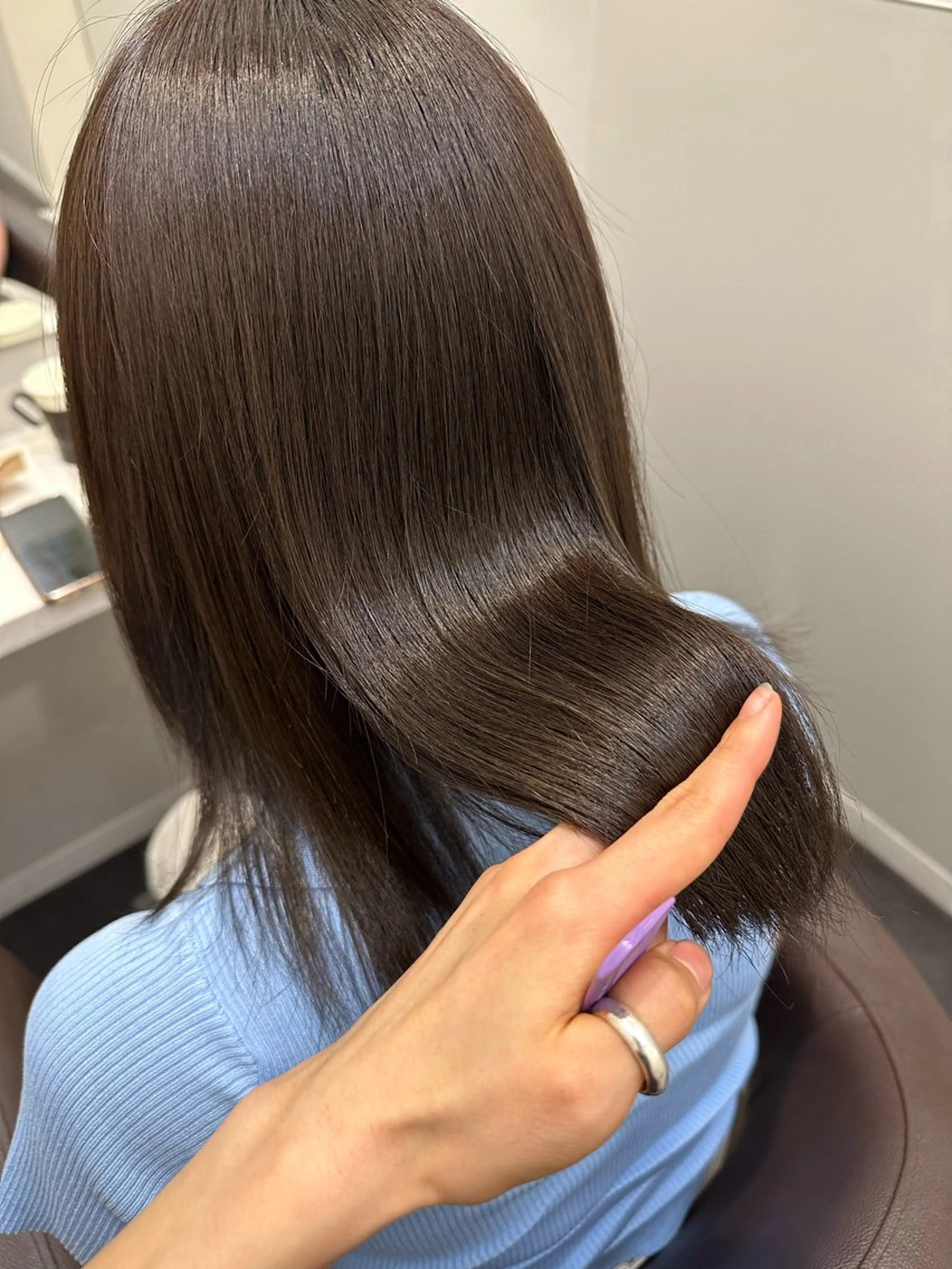 ミディアム パーマ、髪質改善 菊地美月のヘアスタイル