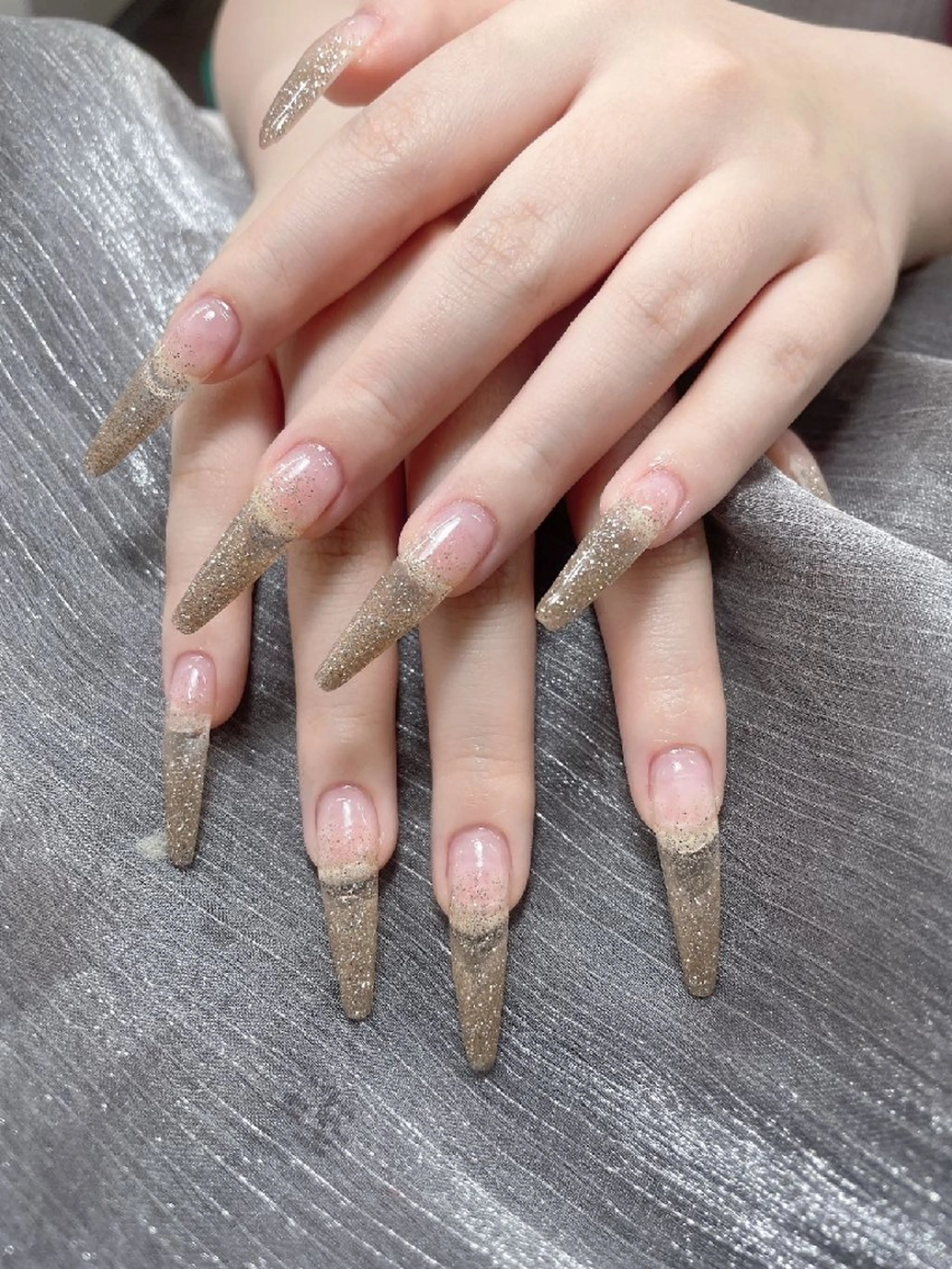 ネイル ENsalon AKIRAのネイルデザイン