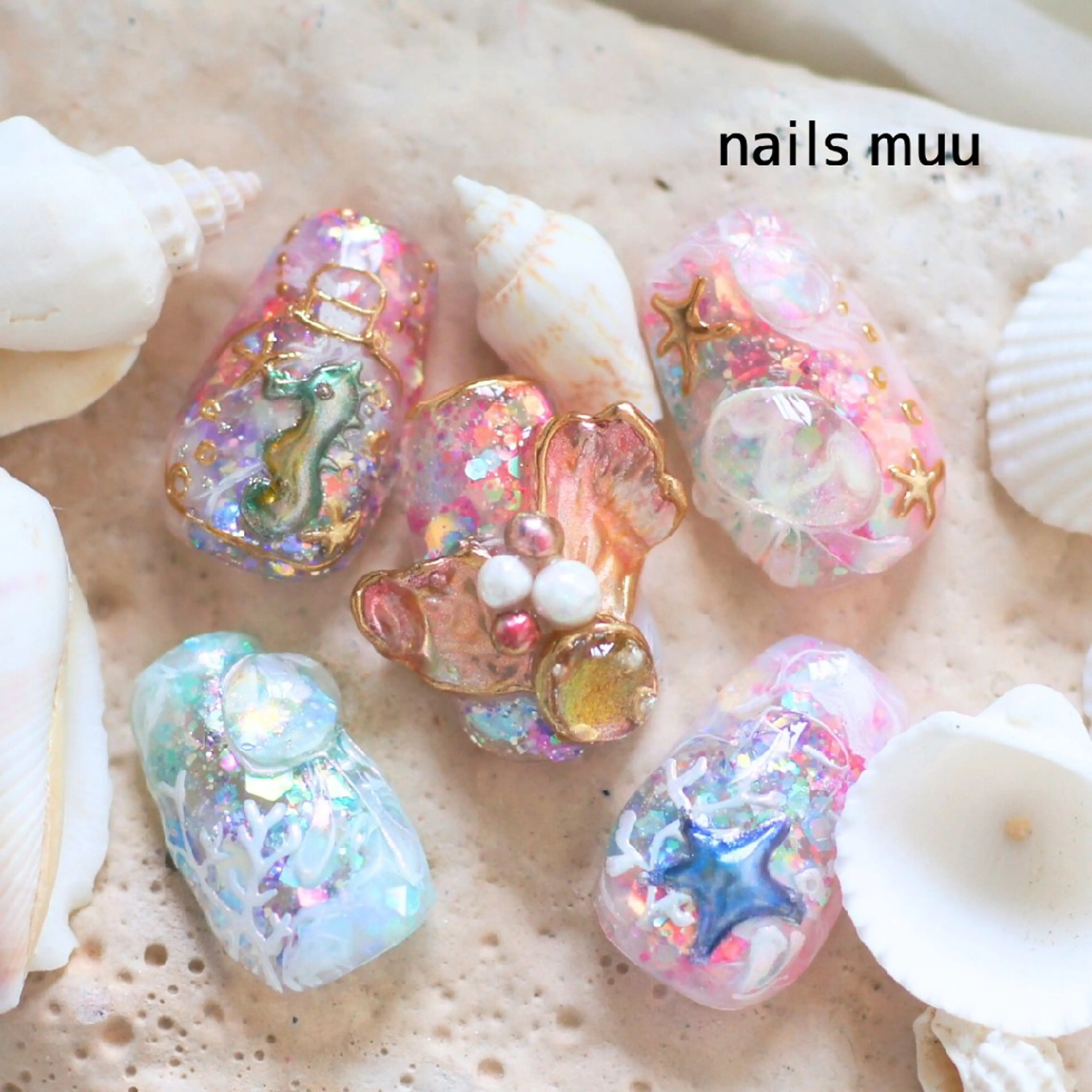 ネイル キラキラネイル nails muu まゆのネイルデザイン