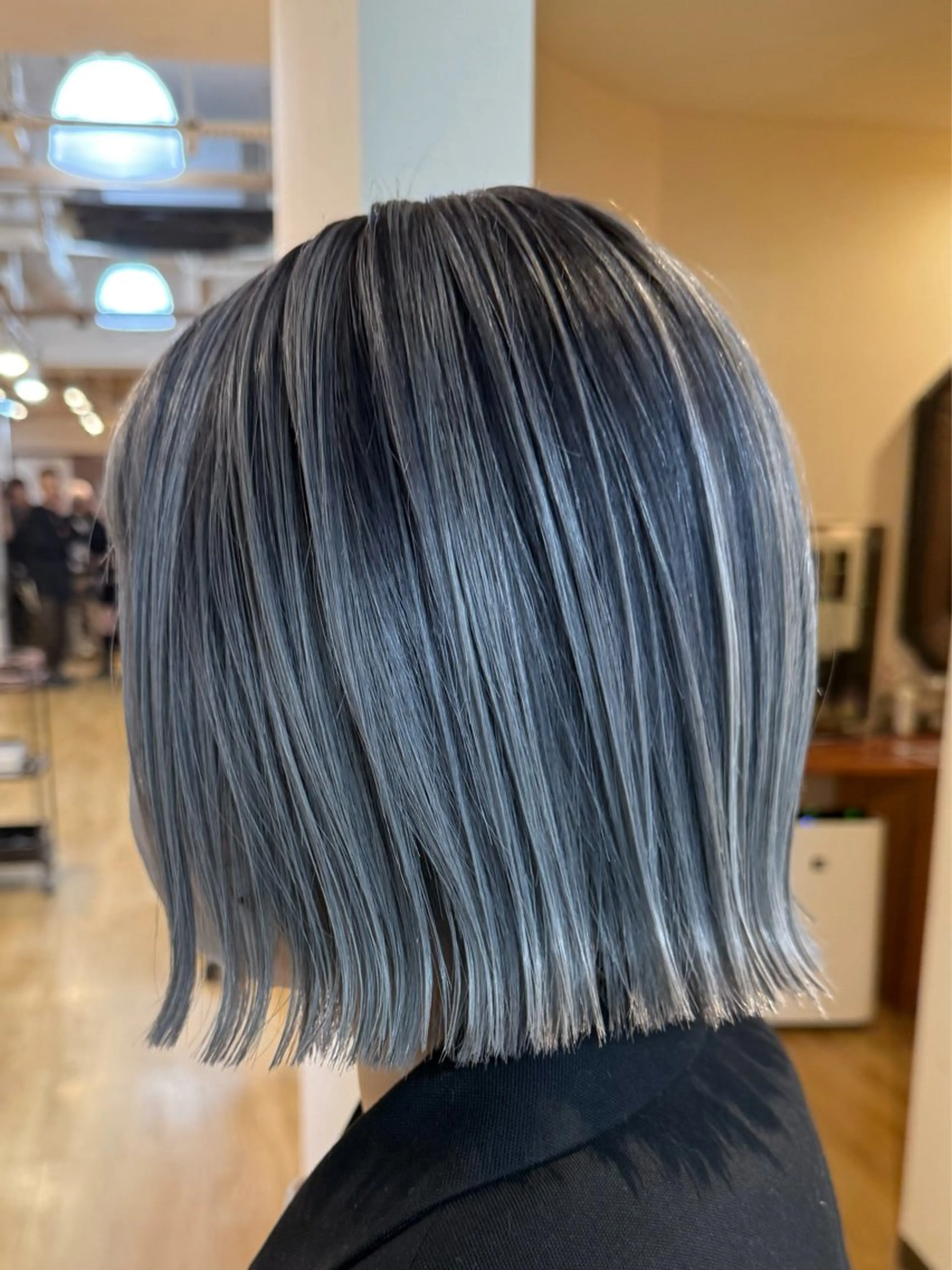 ミディアム カラー 白髪ぼかし バレイヤージュ志鎌のヘアスタイル