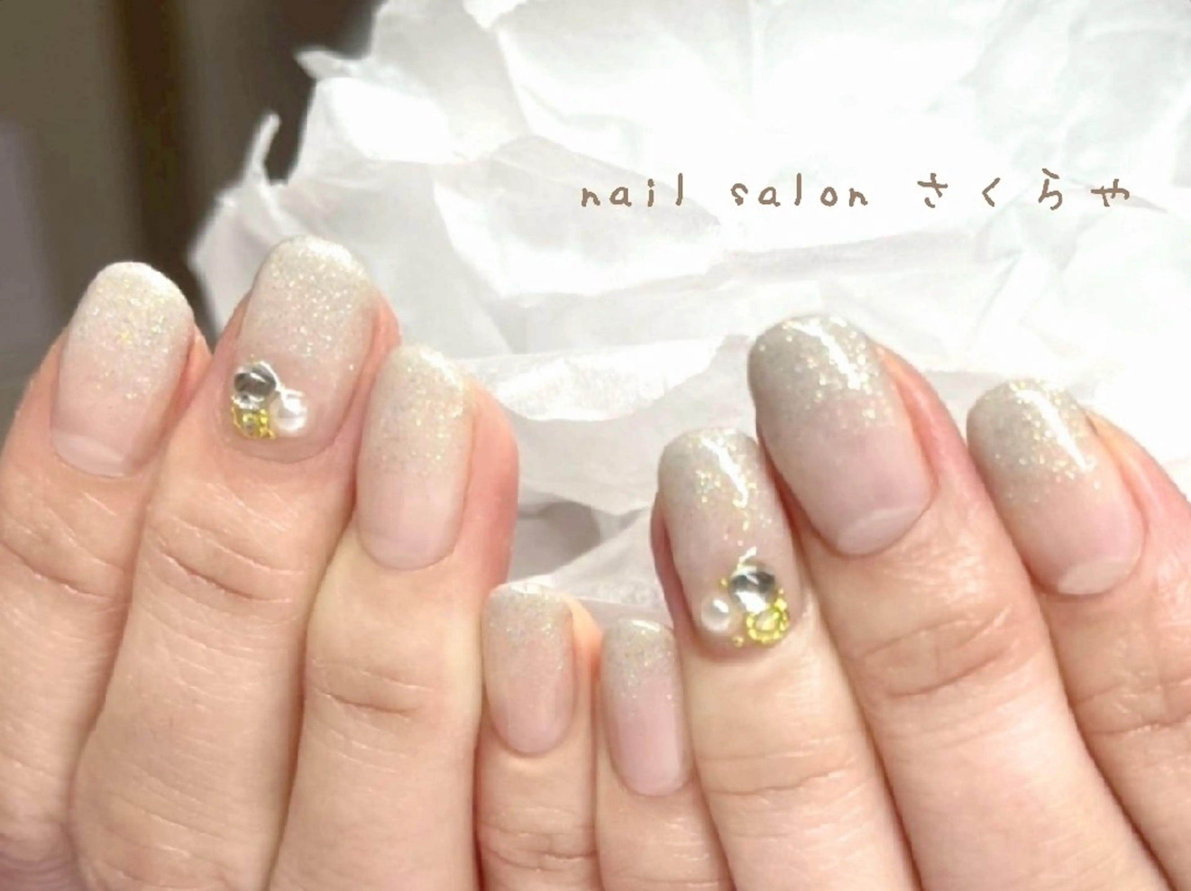 ネイル アートネイル ジェルネイル キラキラネイル パラジェル ハンドネイル さくらや❤ パラジェル使用のネイルデザイン