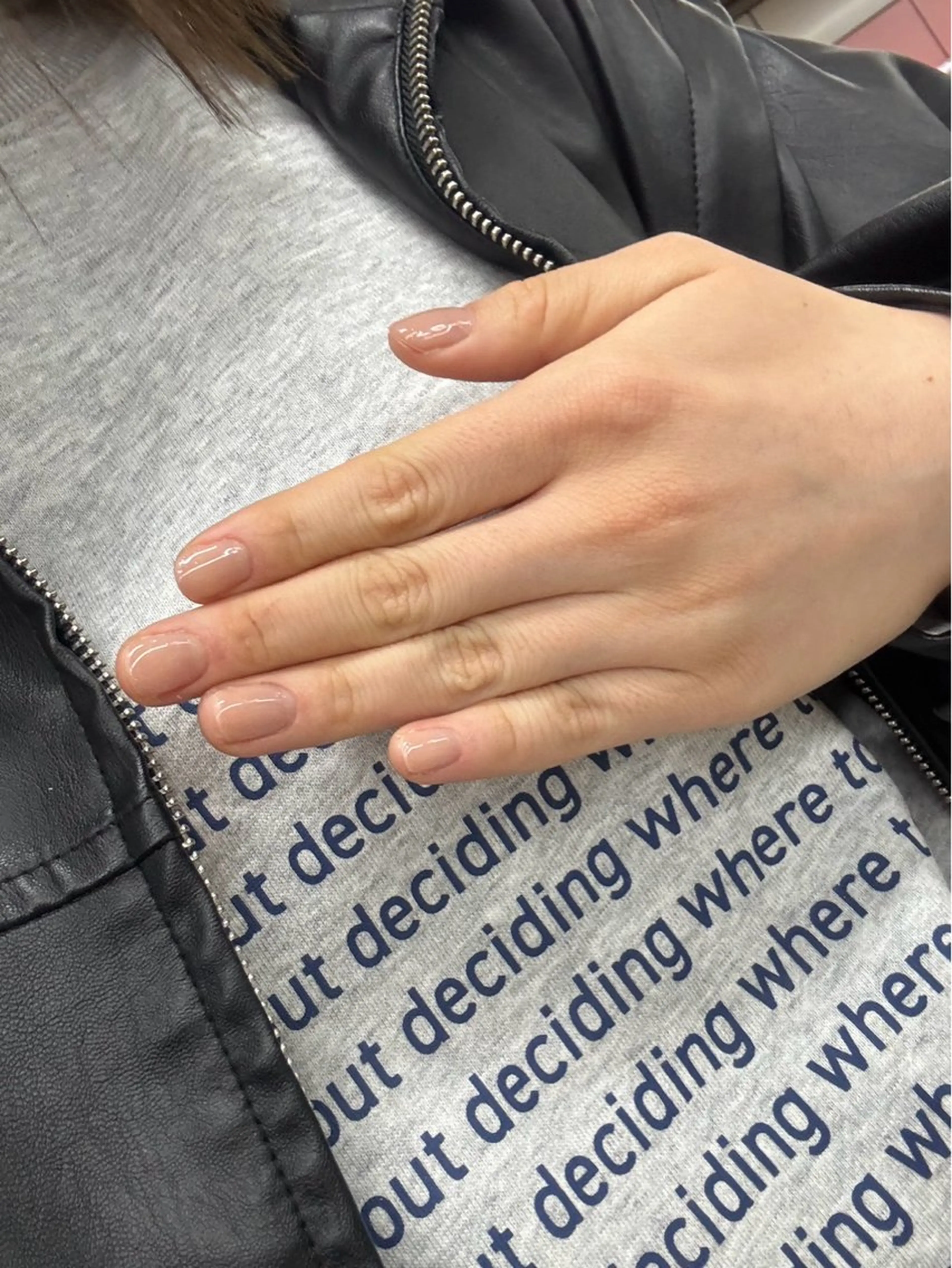 ネイル オフィスネイル ピンク ピンクベージュ ハンドネイル 宮原 葵のネイルデザイン