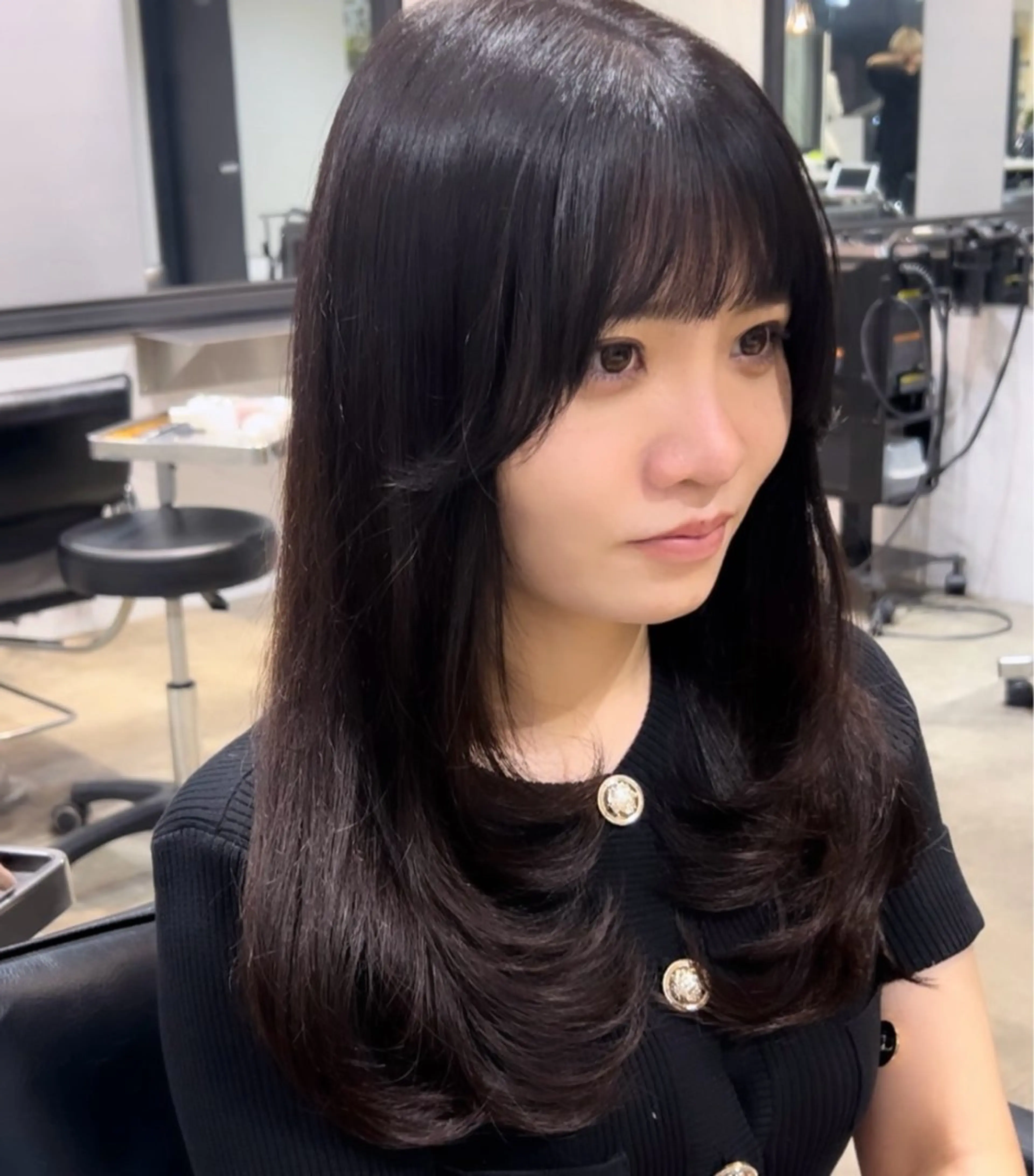 ロング カラー ブラウンカラー ショコラブラウン レイヤーカット もてぎさやか👩🏻 🪄巻ける縮毛矯正のヘアスタイル