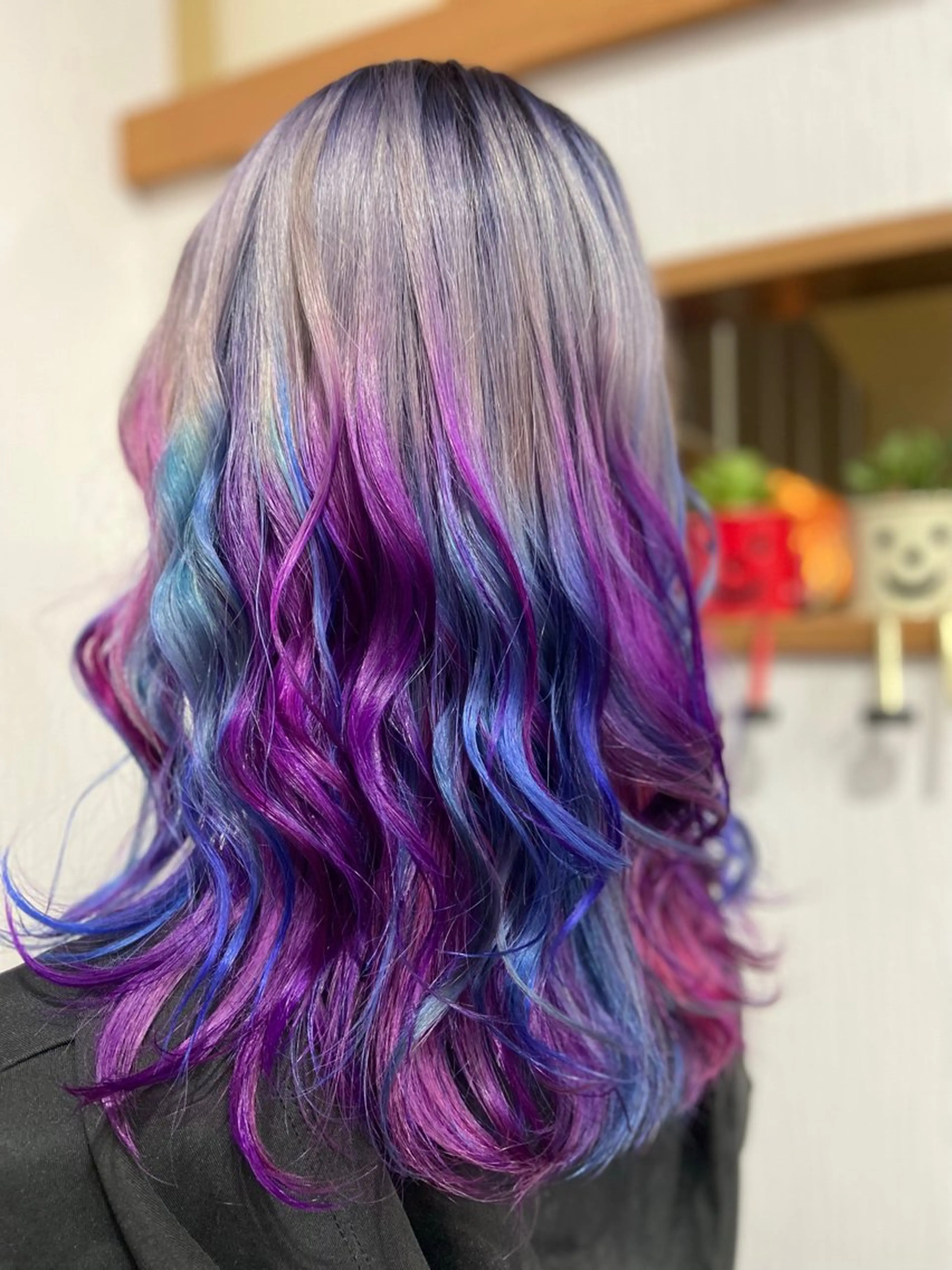 カット+全体カラー（ロング料金あり）+うるツヤトリートメントの写真