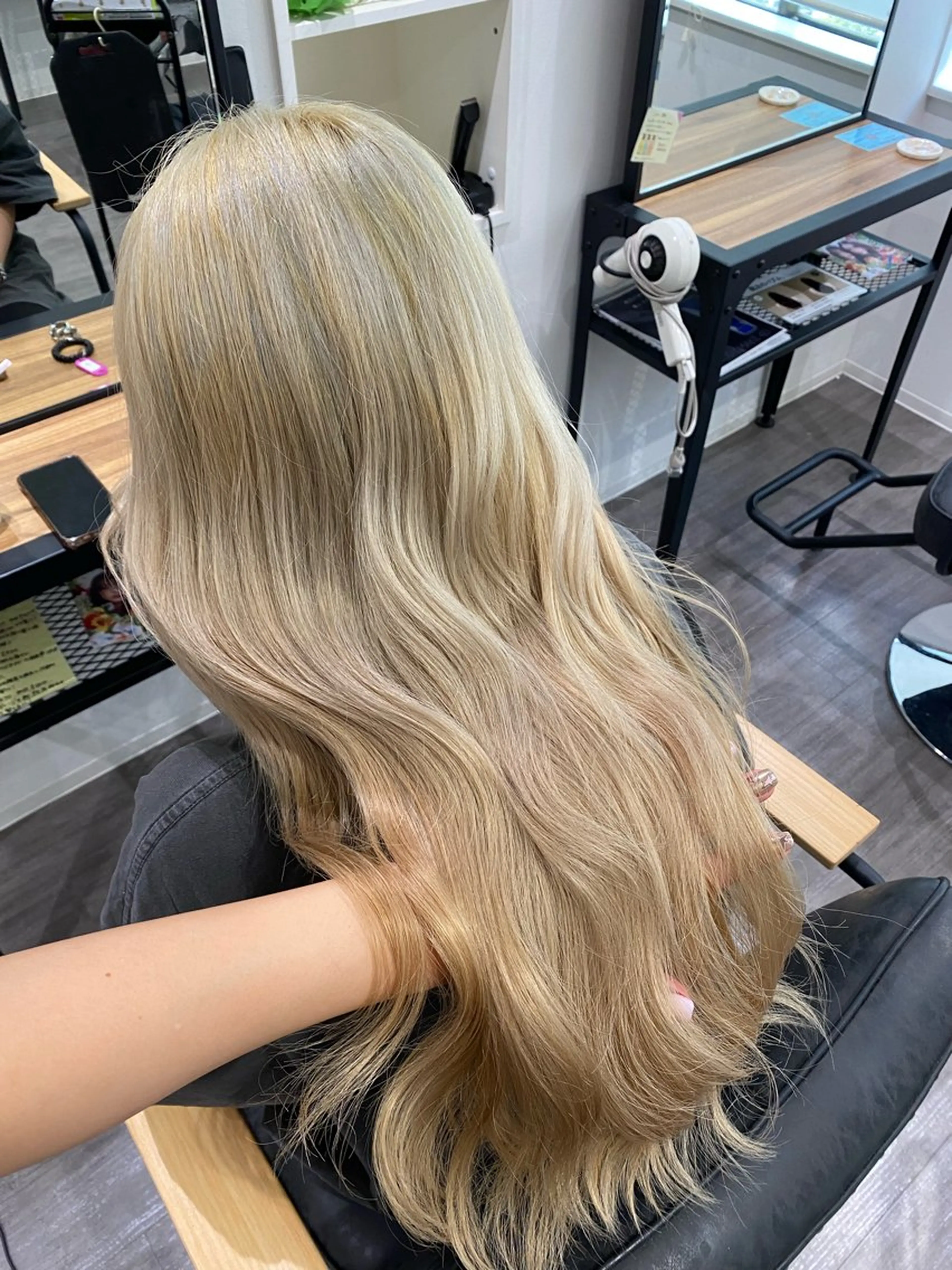 ロング ヘアカラー cocotte🌿 amaneのヘアスタイル