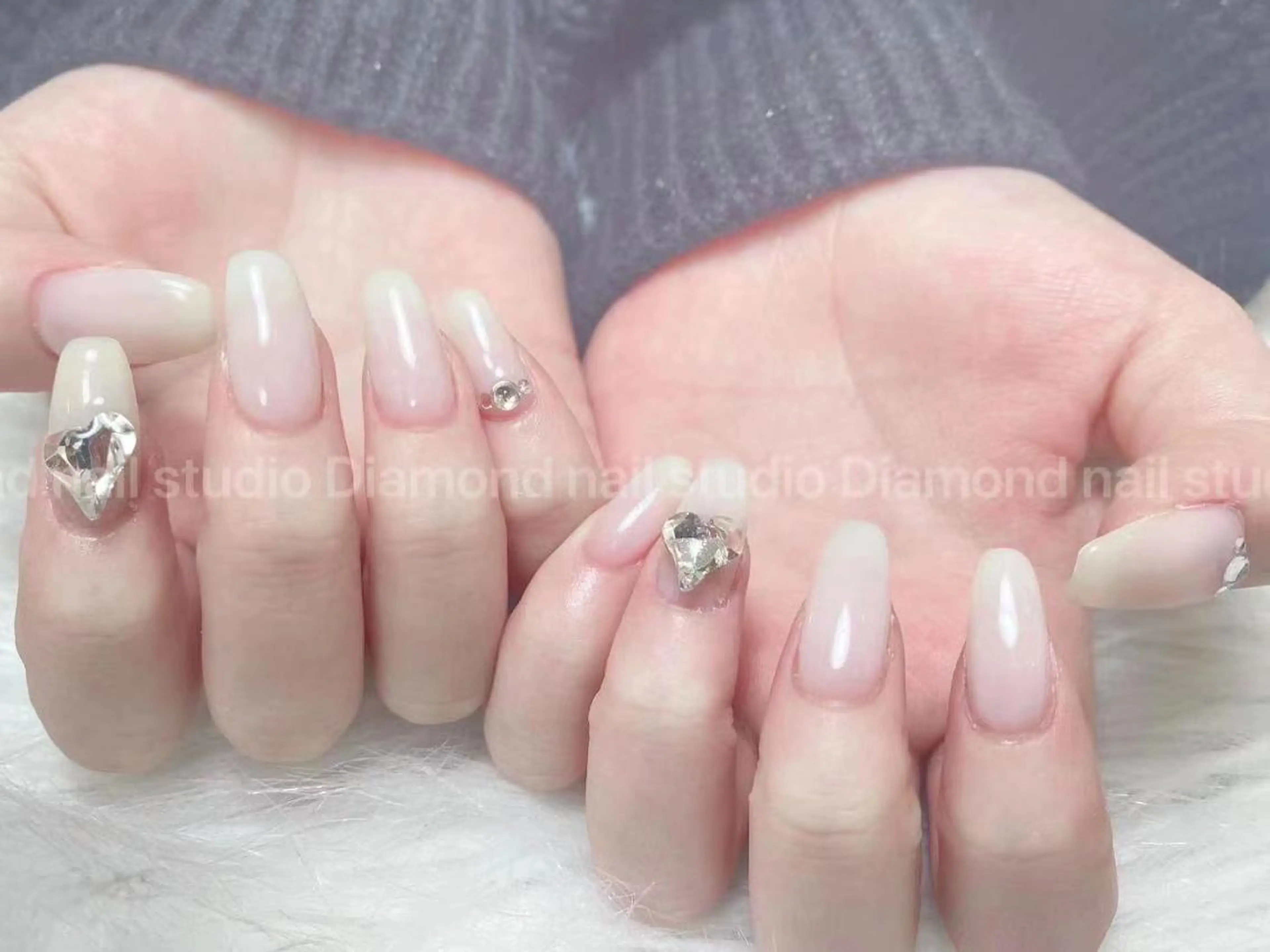 ショート ハンドネイル DIAMOND 💦のネイルデザイン