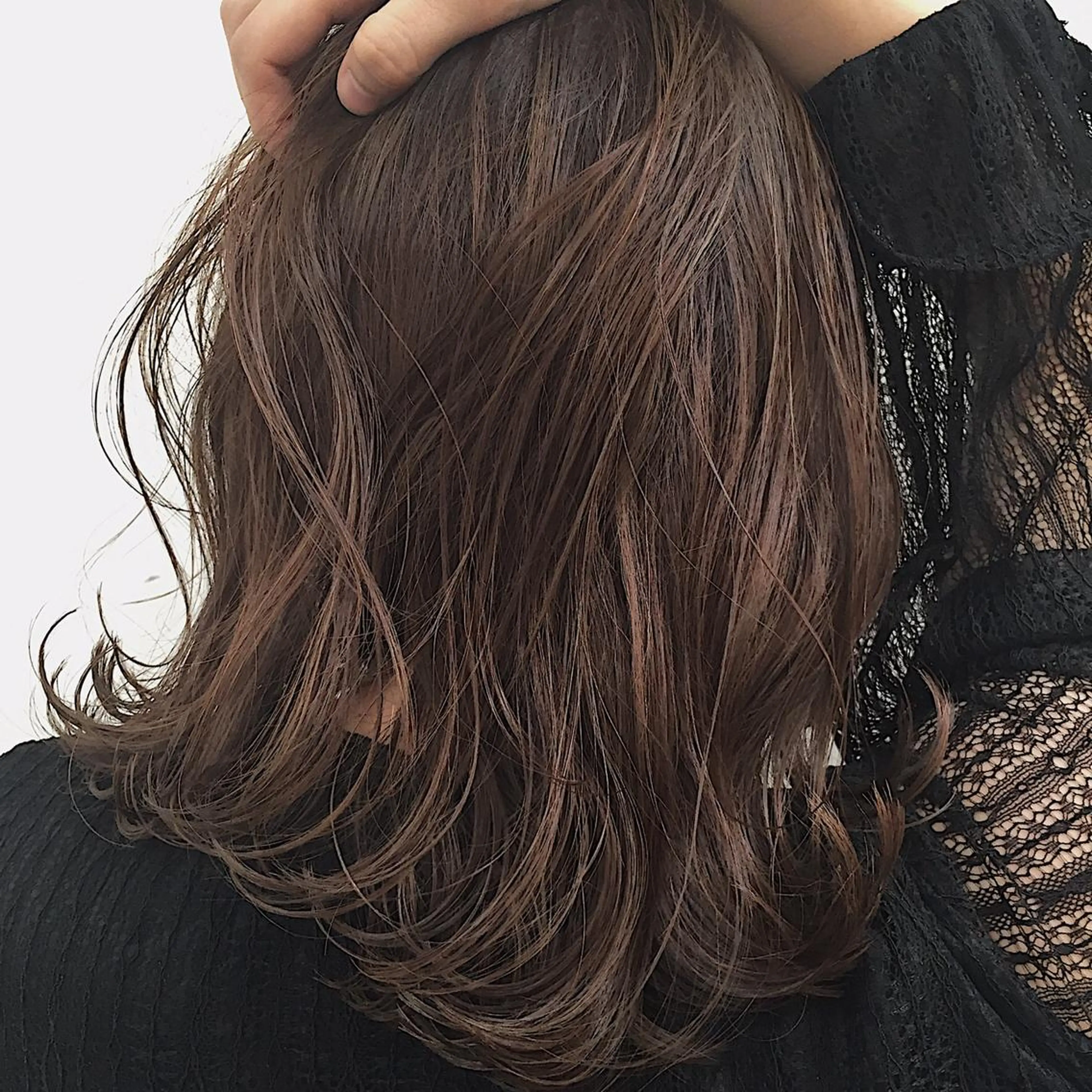 カラー ツノダ ルカのヘアスタイル