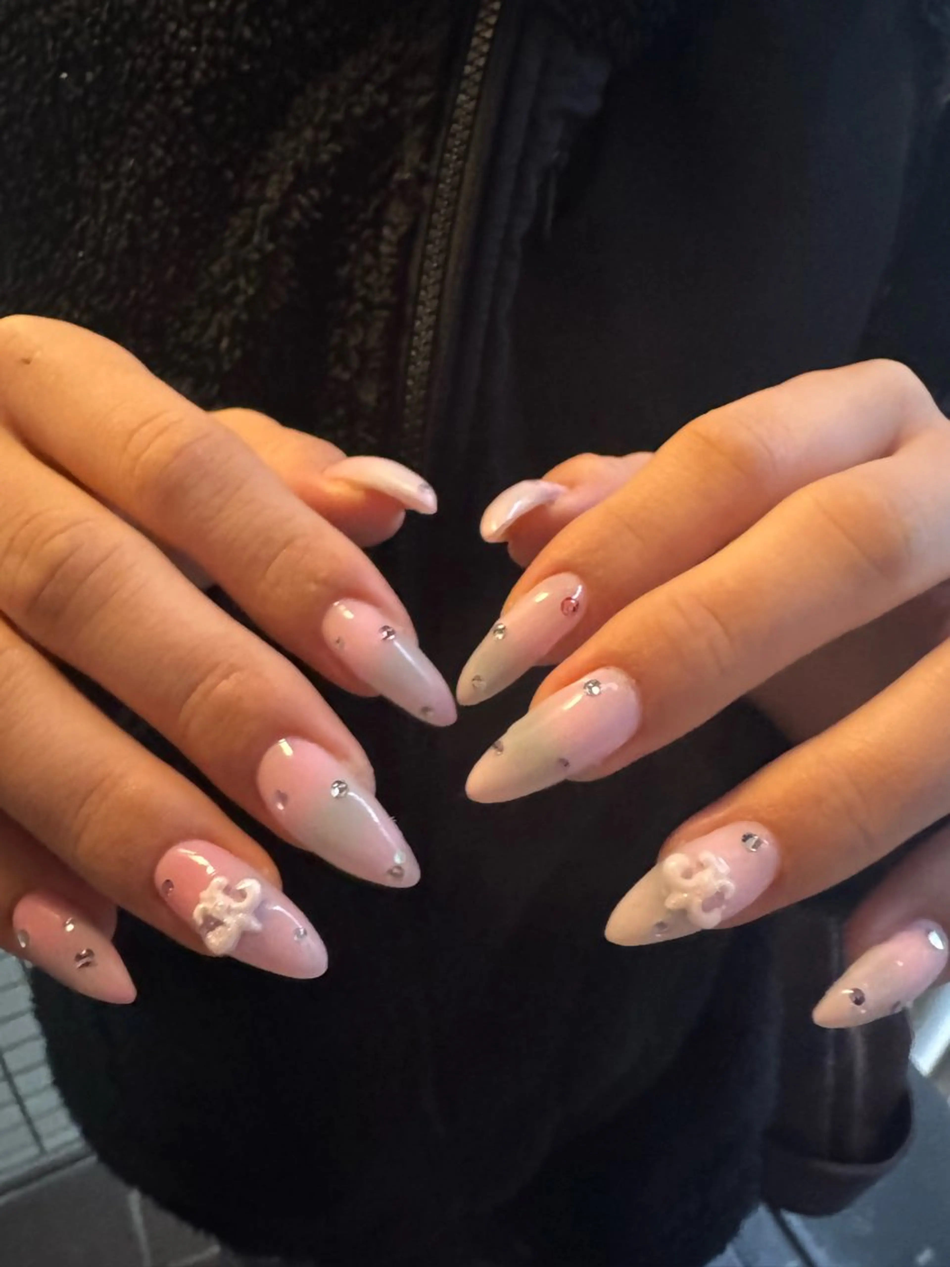 ネイル ハンドネイル フットネイル MITSUKI🪡 海外/個性派/ロングのネイルデザイン