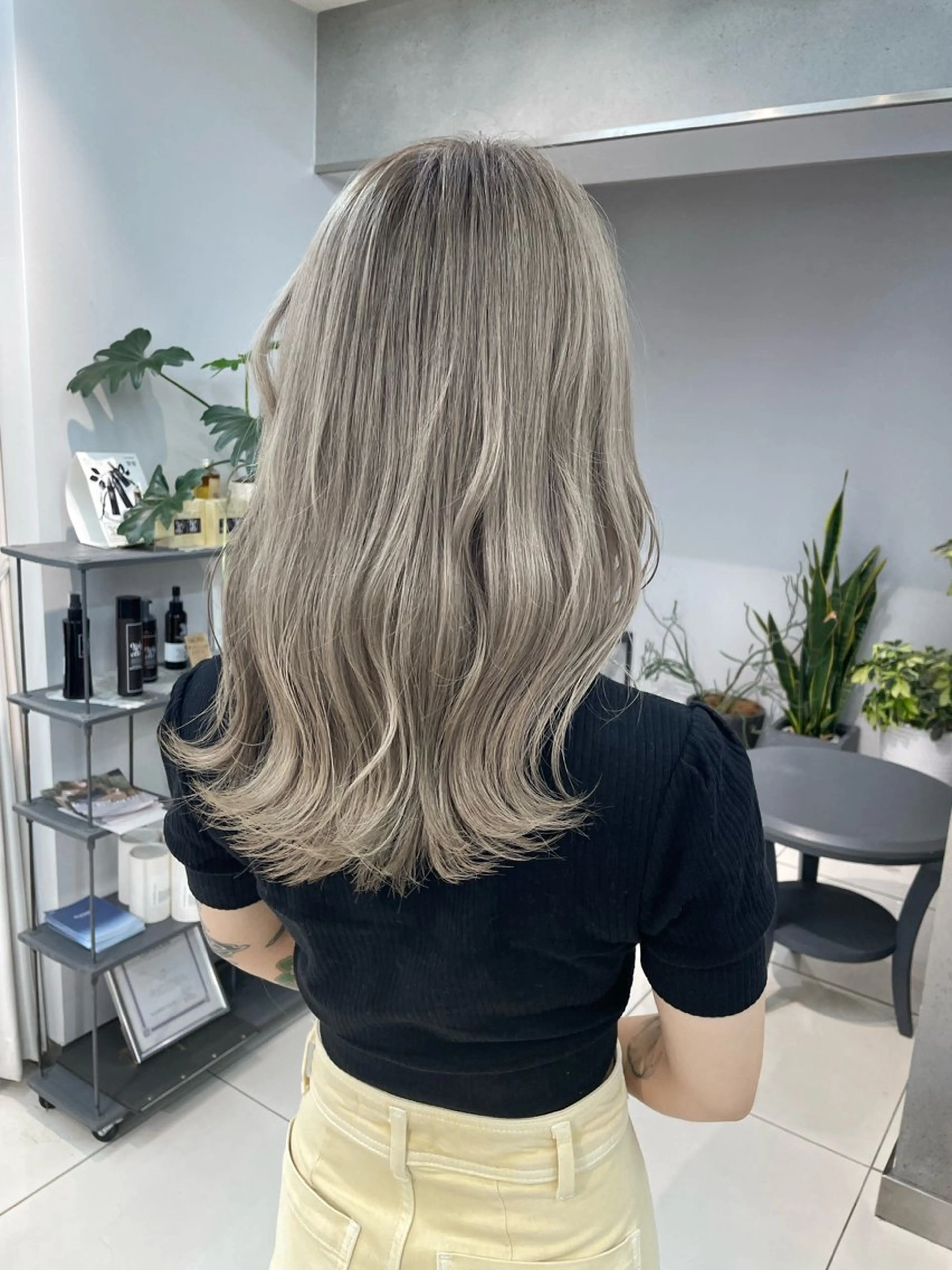 ミディアム カラー EXCIA 表参道所属・メンズ縮毛矯正 メンズカット/タカラのヘアスタイル