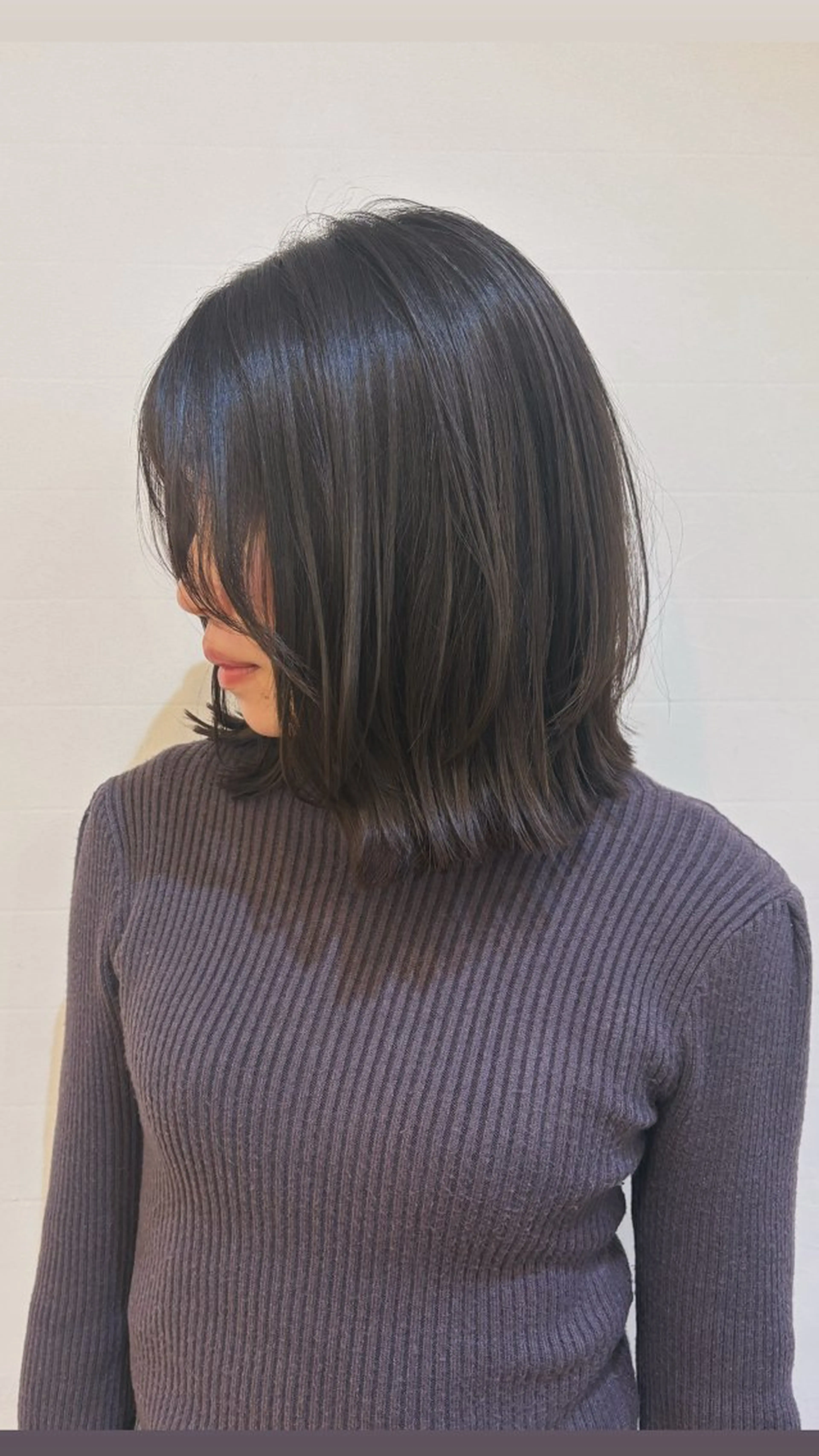 ミディアム 宮川 葉月のヘアスタイル