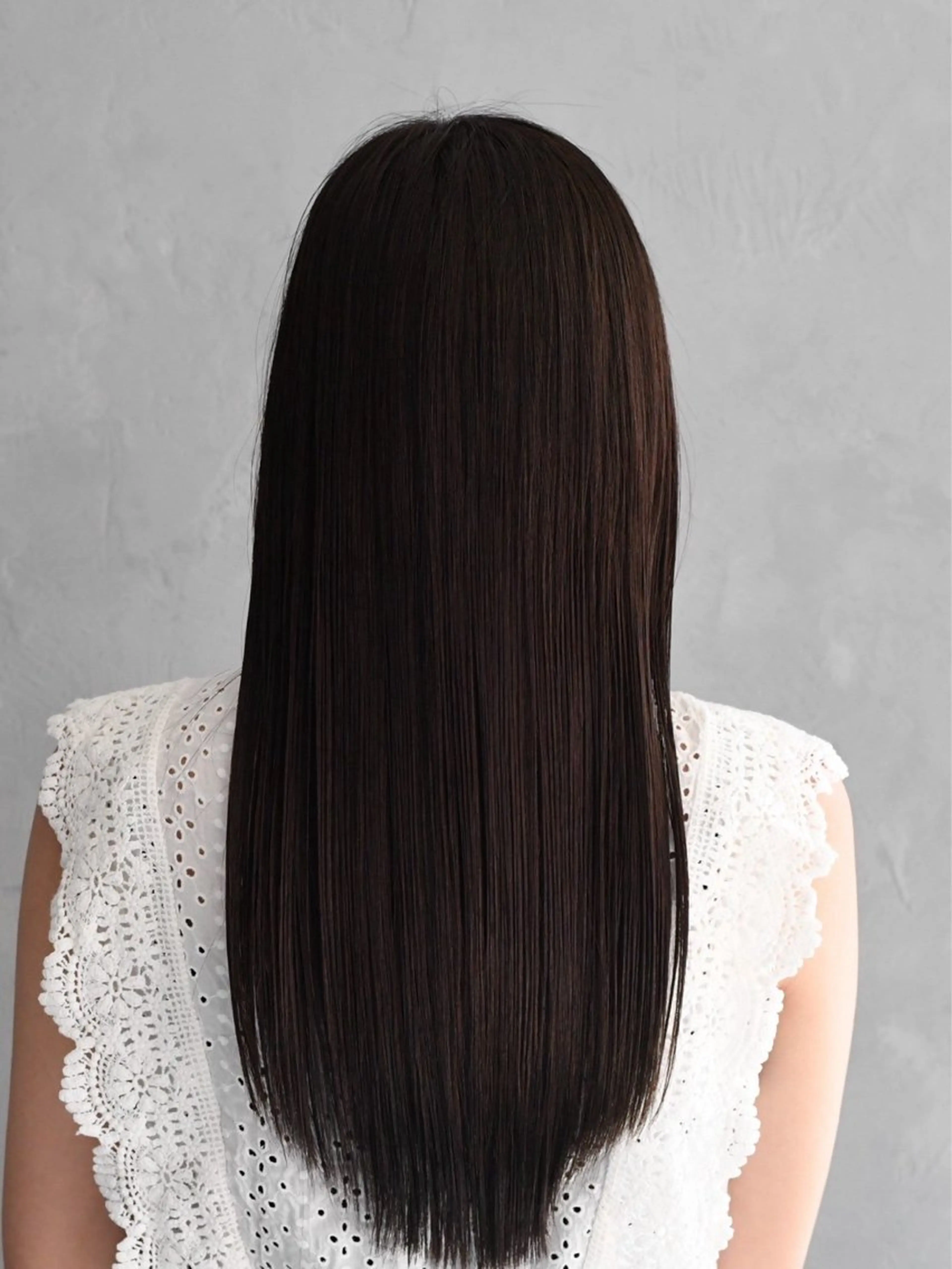 ⭐️【梅雨の季節も綺麗に♪】⭐️雨の日もへっちゃら♪カット＋美髪矯正￥19400→￥15800の写真