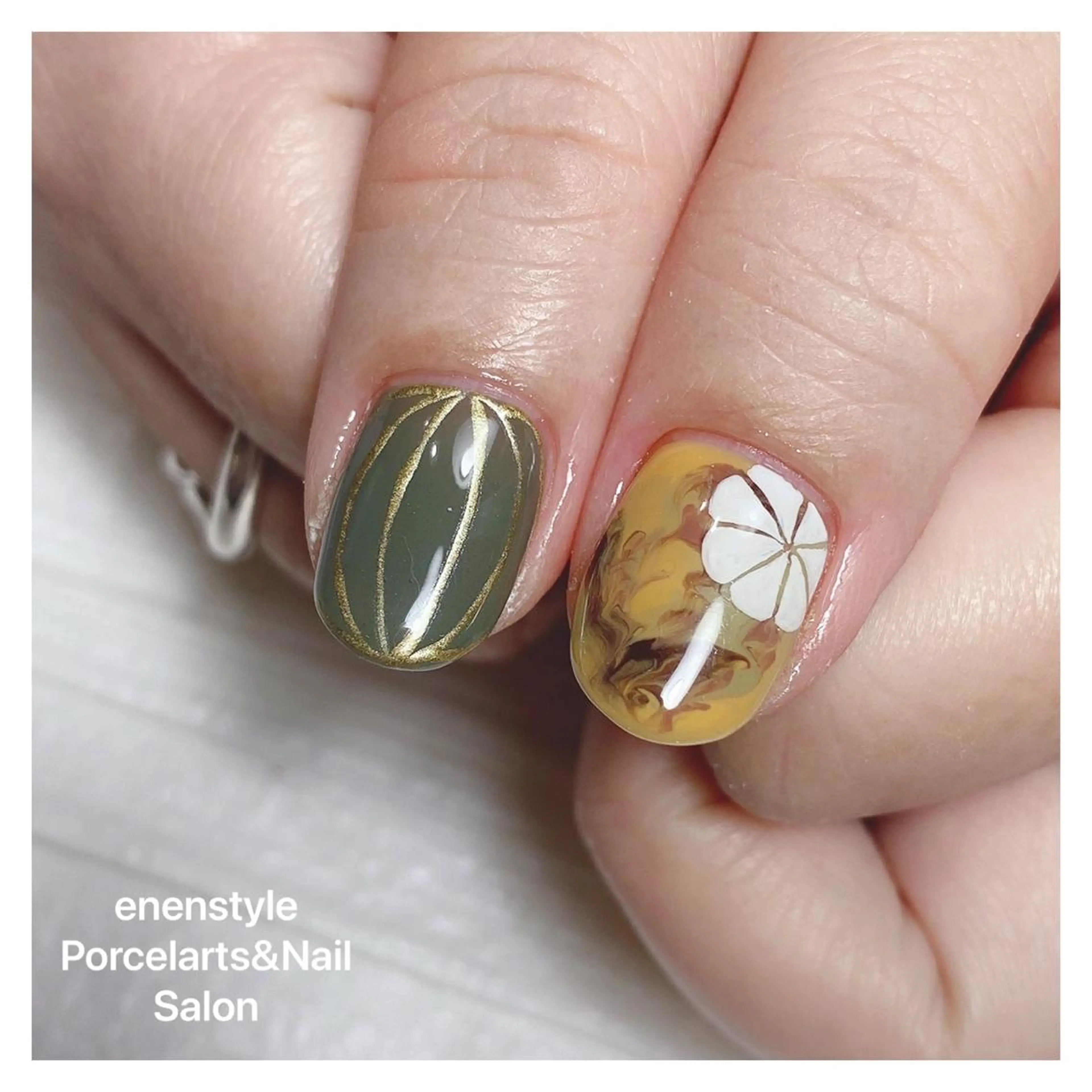 ミディアム ネイル 👑enen style👑のネイルデザイン