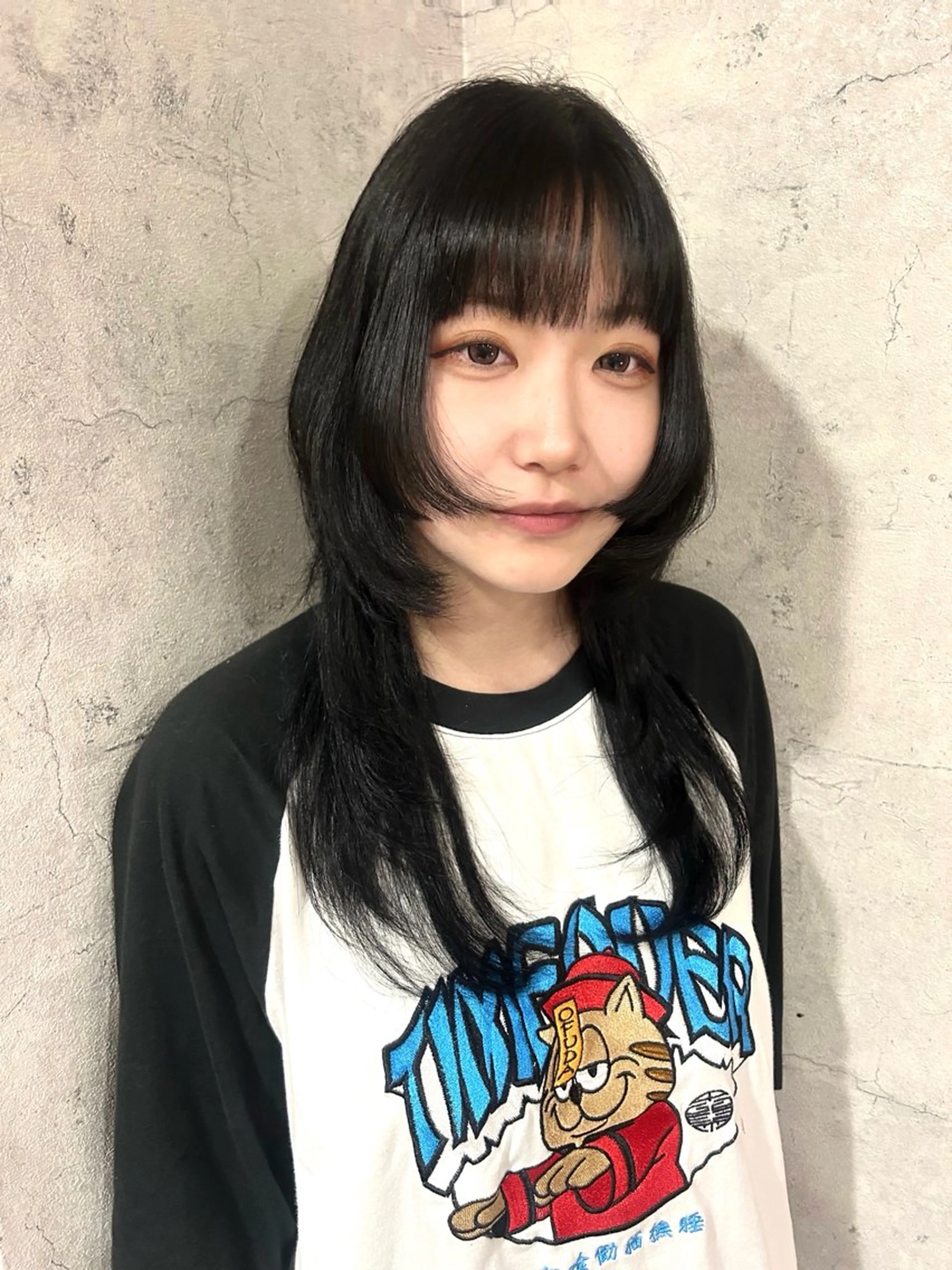 セミロング カラー 黒髪 ブルーカラー ブルーブラック エクステ 姫カット カット ヘアカラー トリートメント パーソナルカラー 診断🍀マリンのヘアスタイル