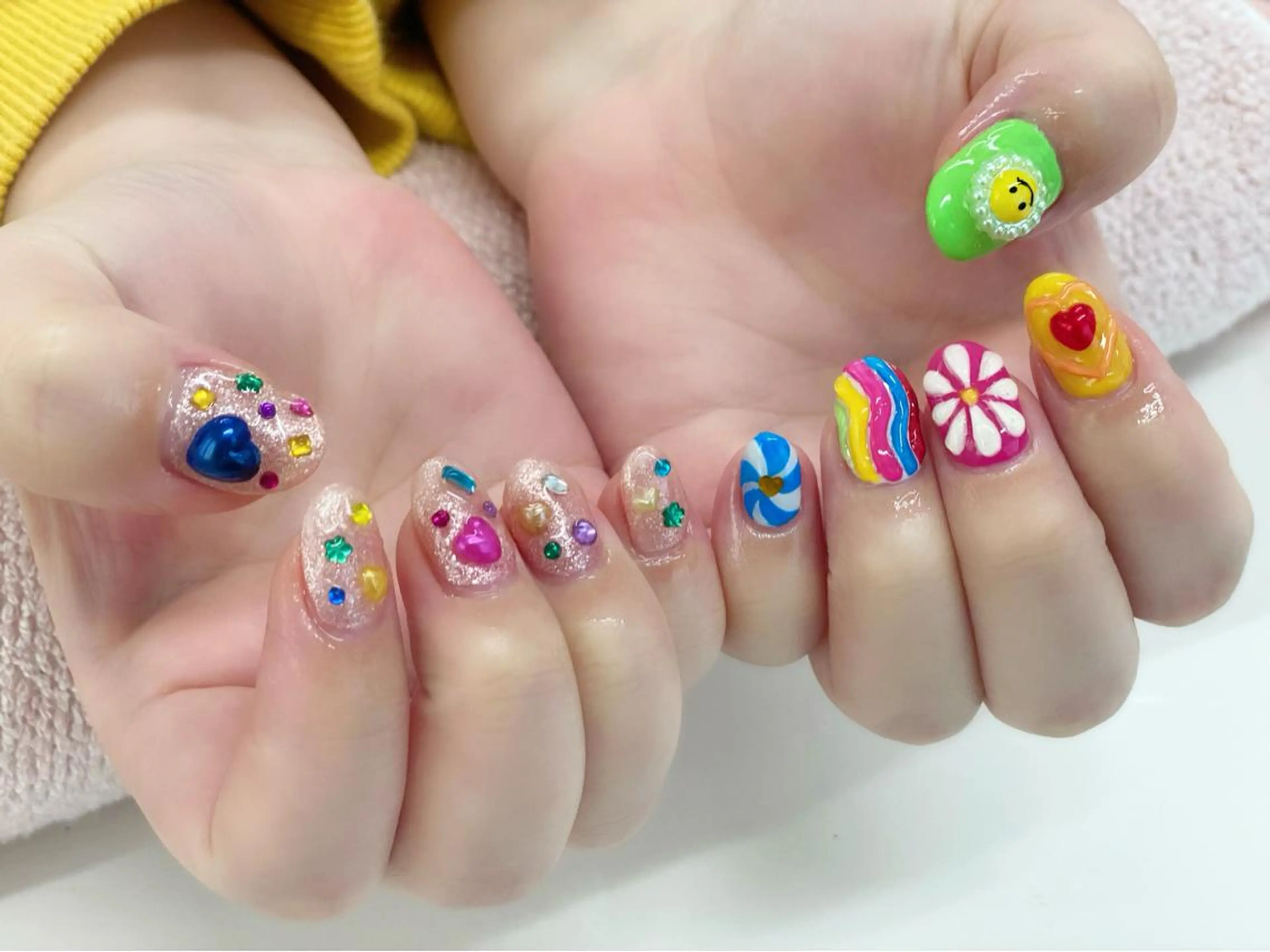 ハンドネイル 武藤 千裕のエステ・リラクイメージ