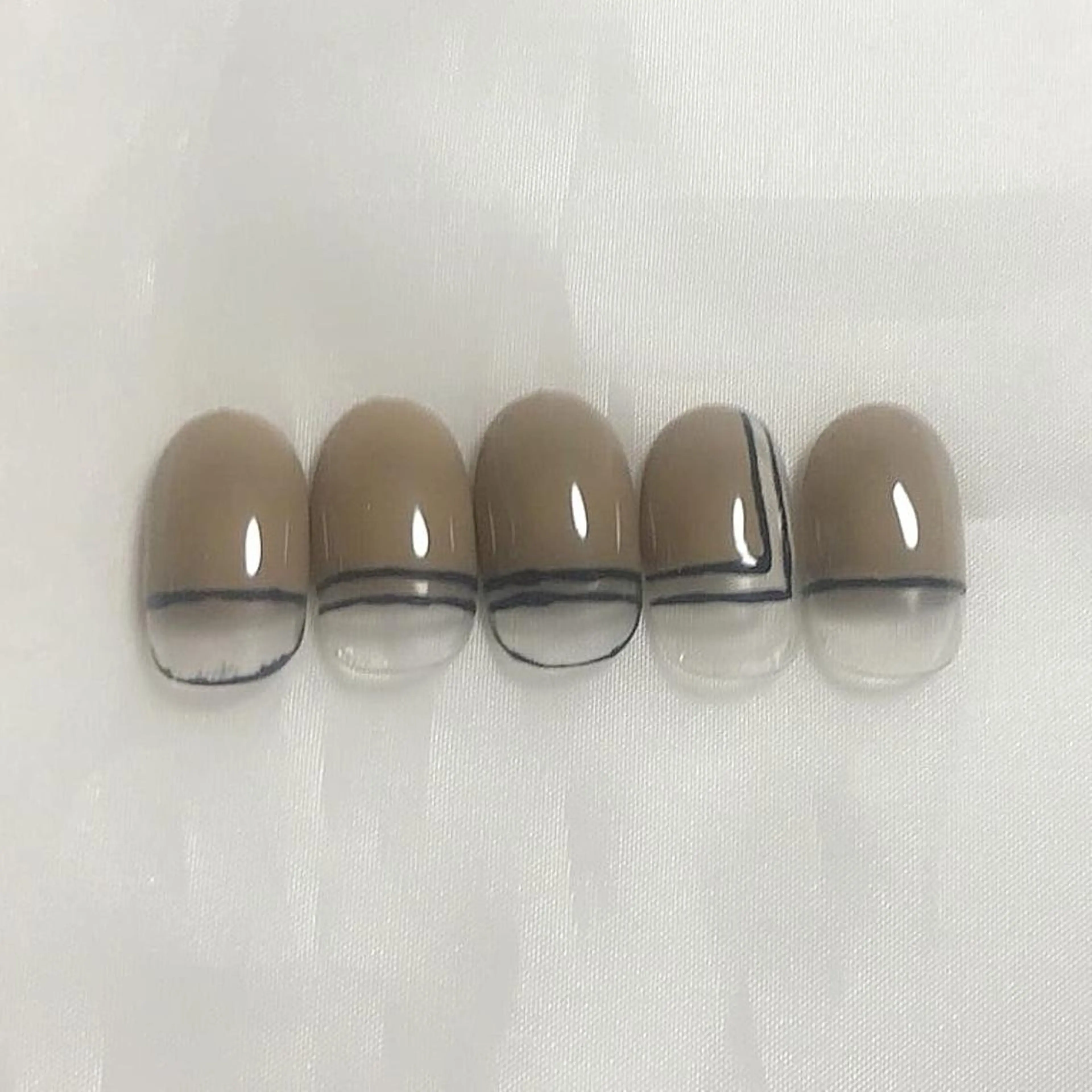 ネイル シンプルネイル ハンドネイル ハンドケア lyly.nail所属・lylynail YUUKAのネイルデザイン