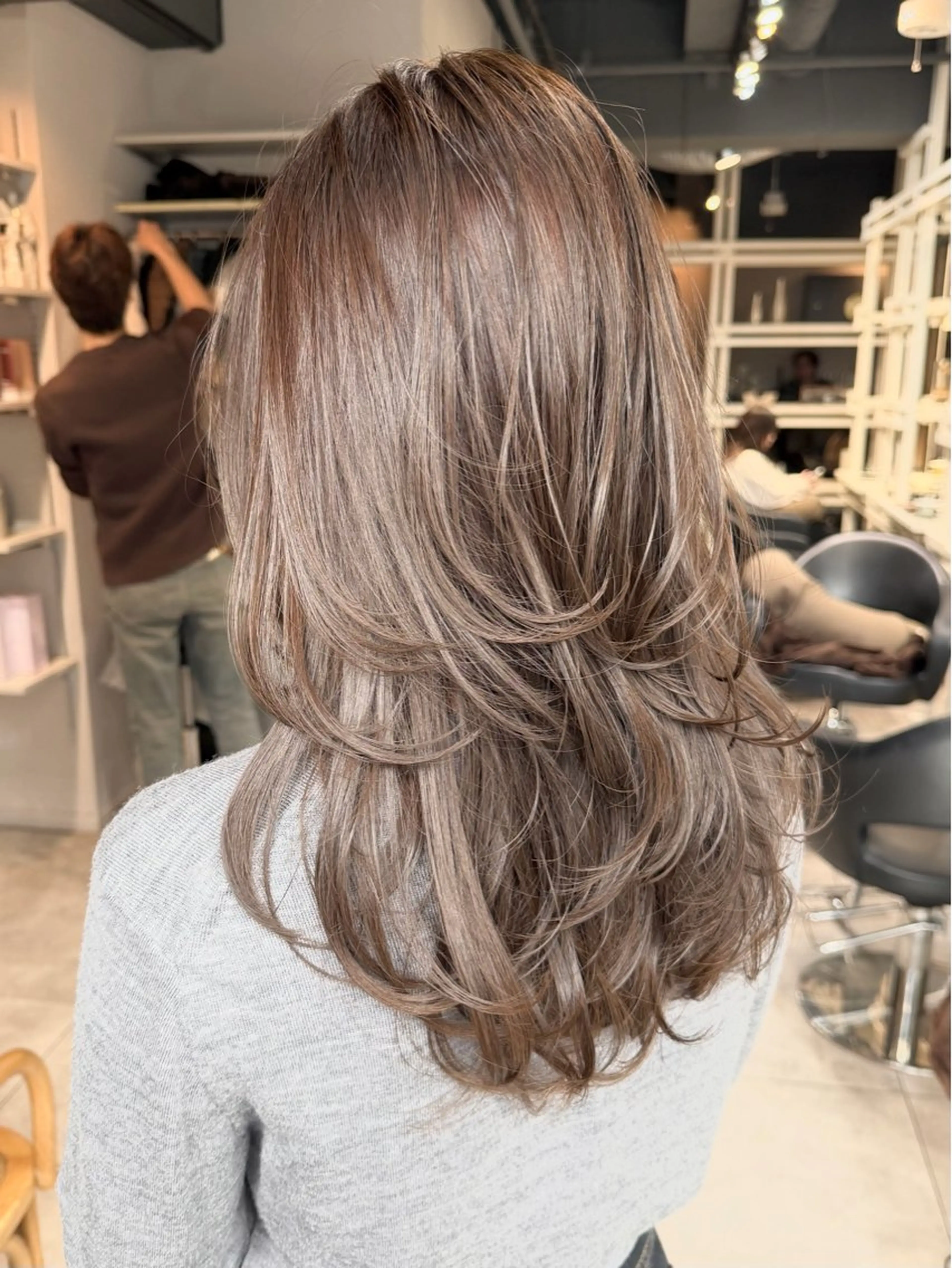セミロング レイヤーカット カット ヘアカラー トリートメント ✨透明感カラー 恵比寿HAYATO✨のヘアスタイル