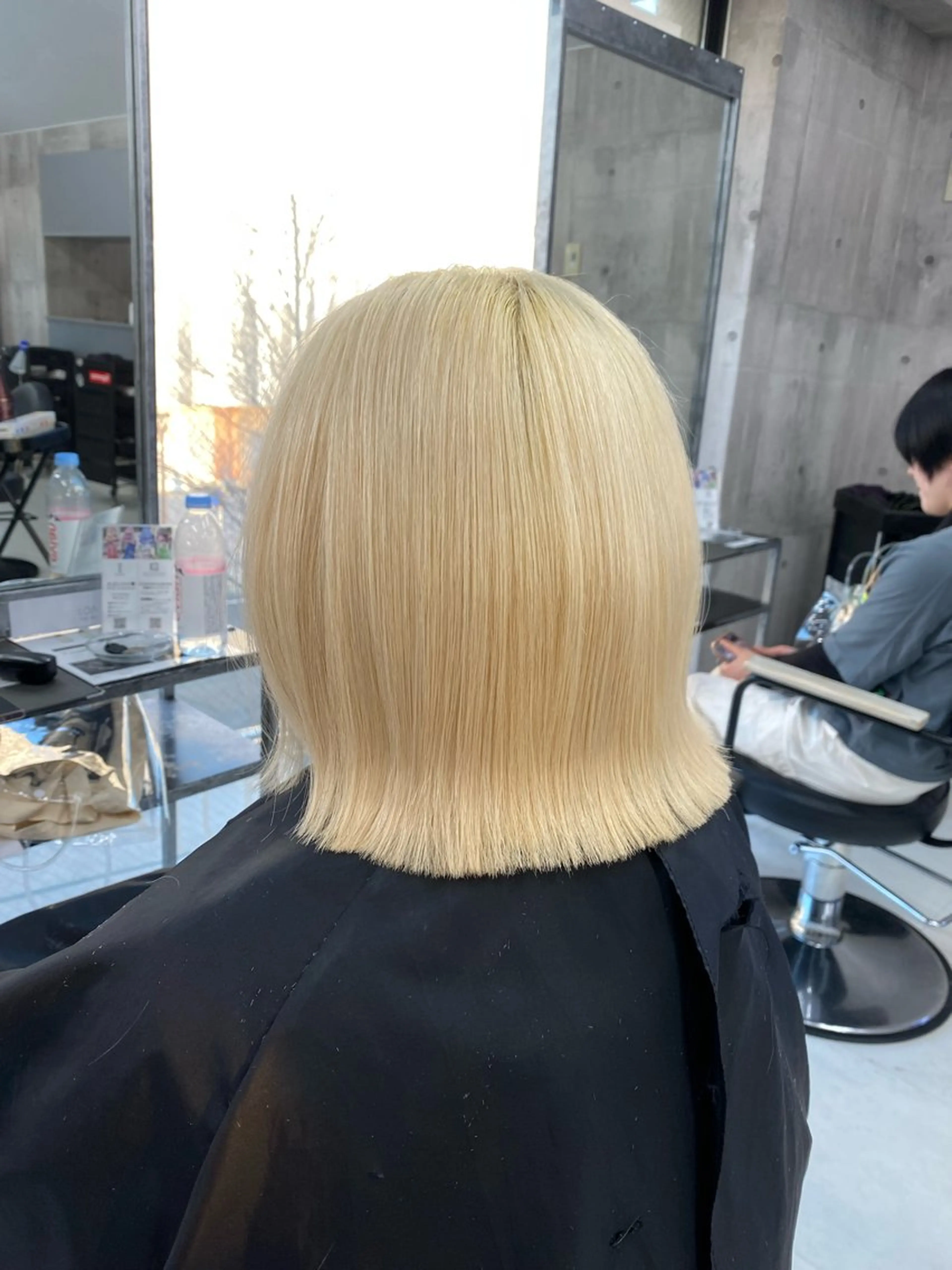 セミロング カラー ヘアアレンジ メンズ ヘアカラー のん🎀ハイトーン/ レイヤーカット🐳のヘアスタイル